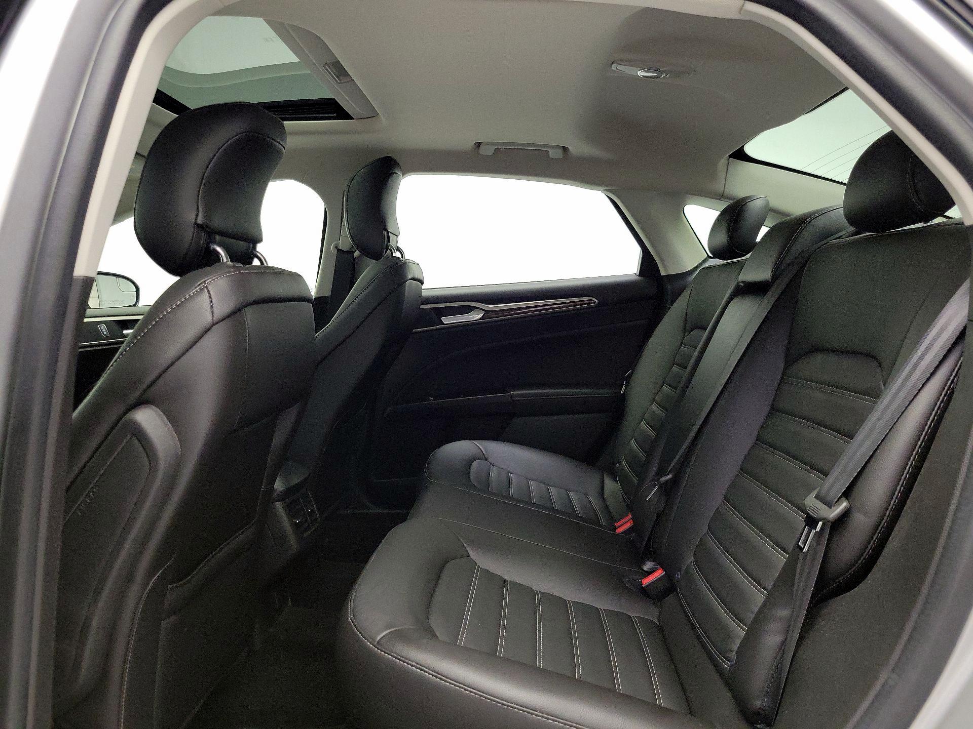 Thumbnail: 2015 Ford Fusion - 20