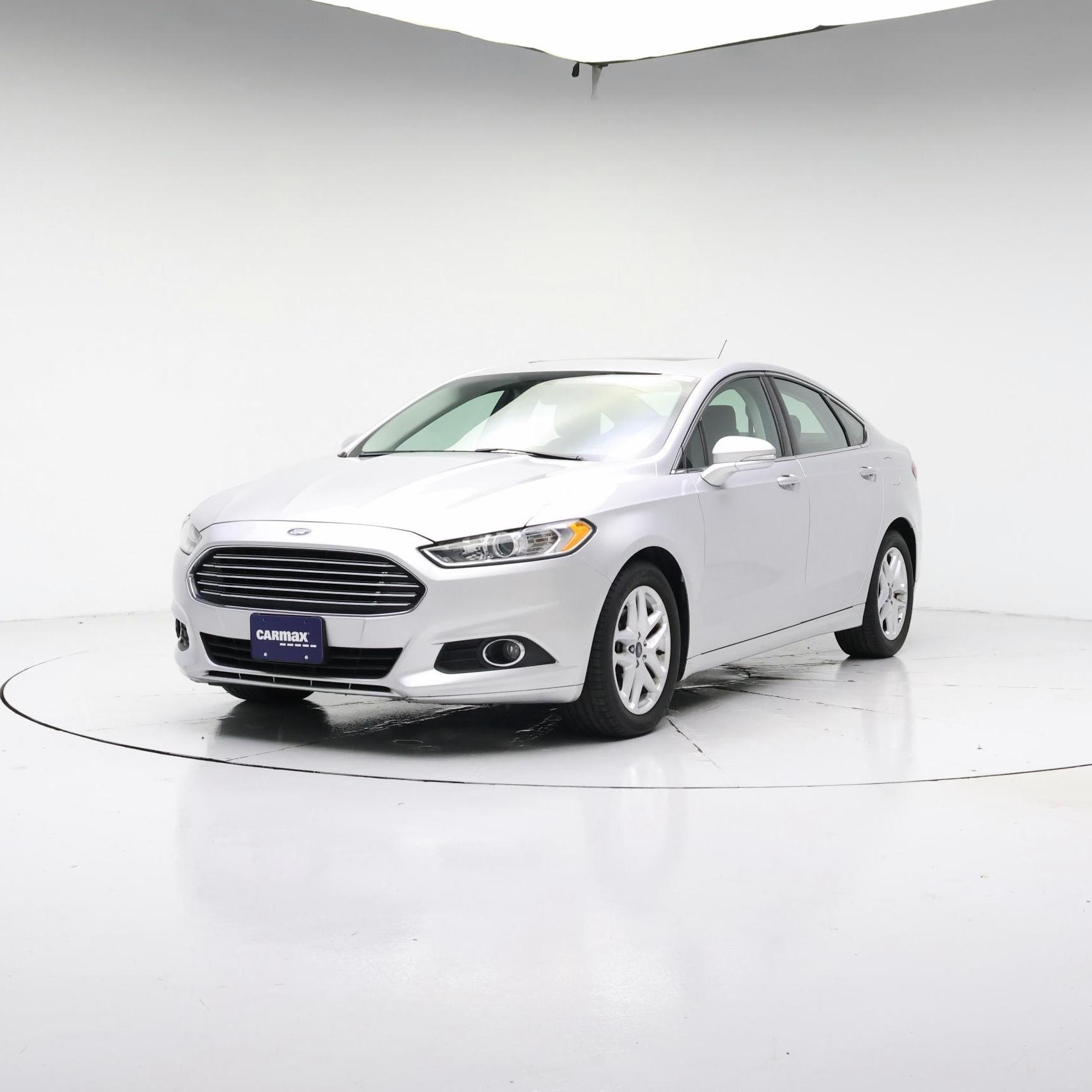 Thumbnail: 2015 Ford Fusion - 4