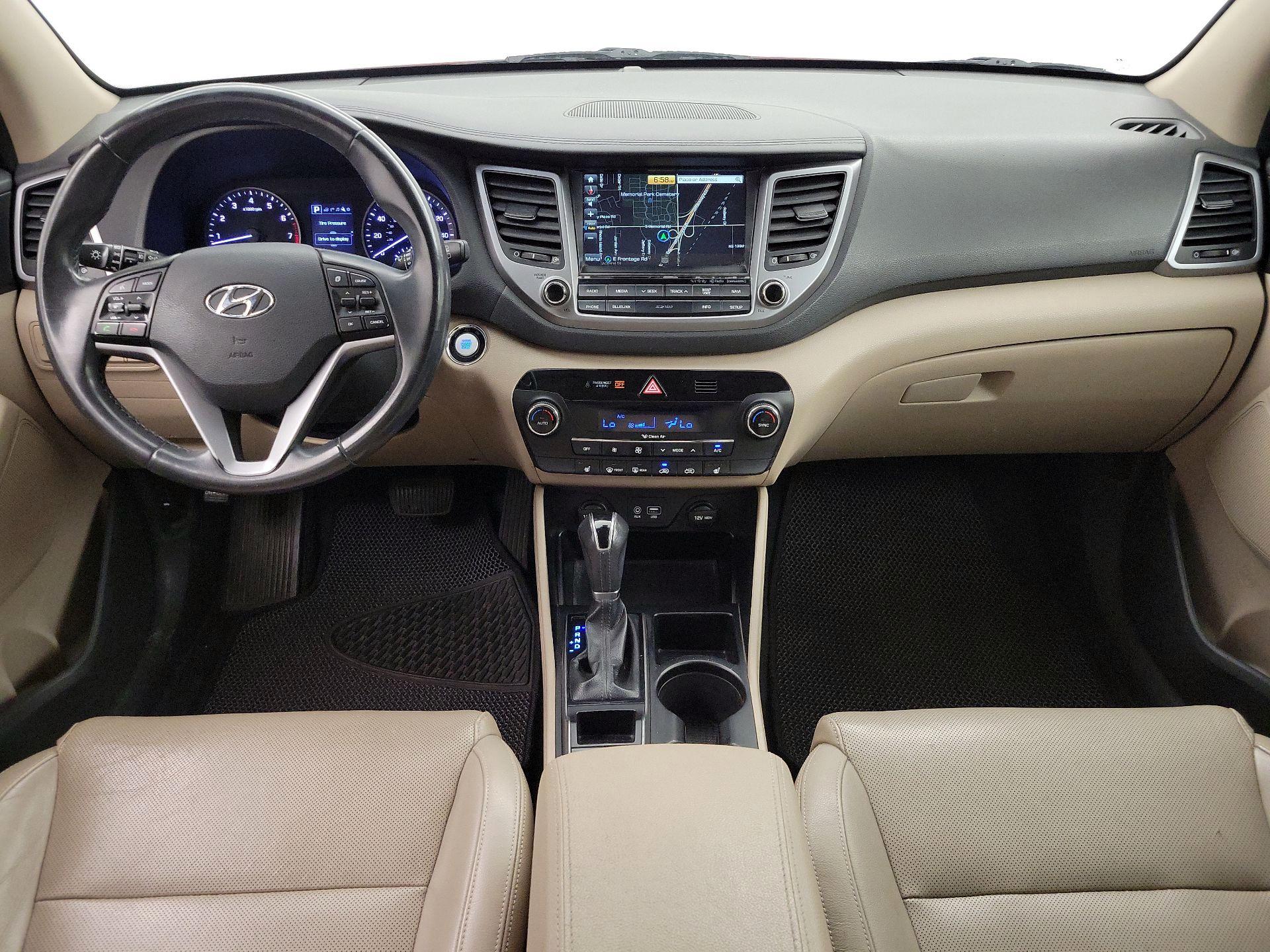 Thumbnail: 2017 Hyundai Tucson - 9