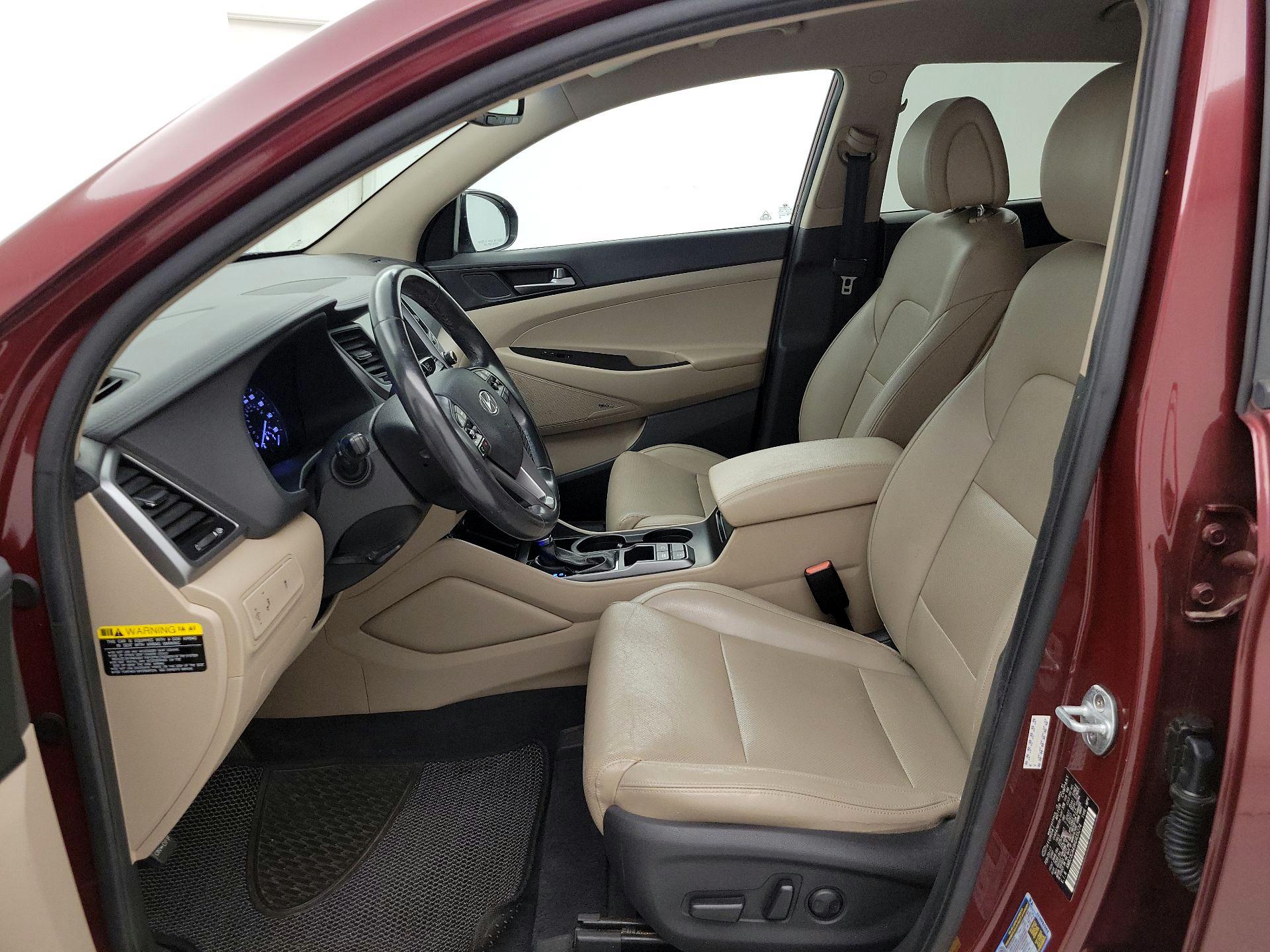 Thumbnail: 2017 Hyundai Tucson - 11