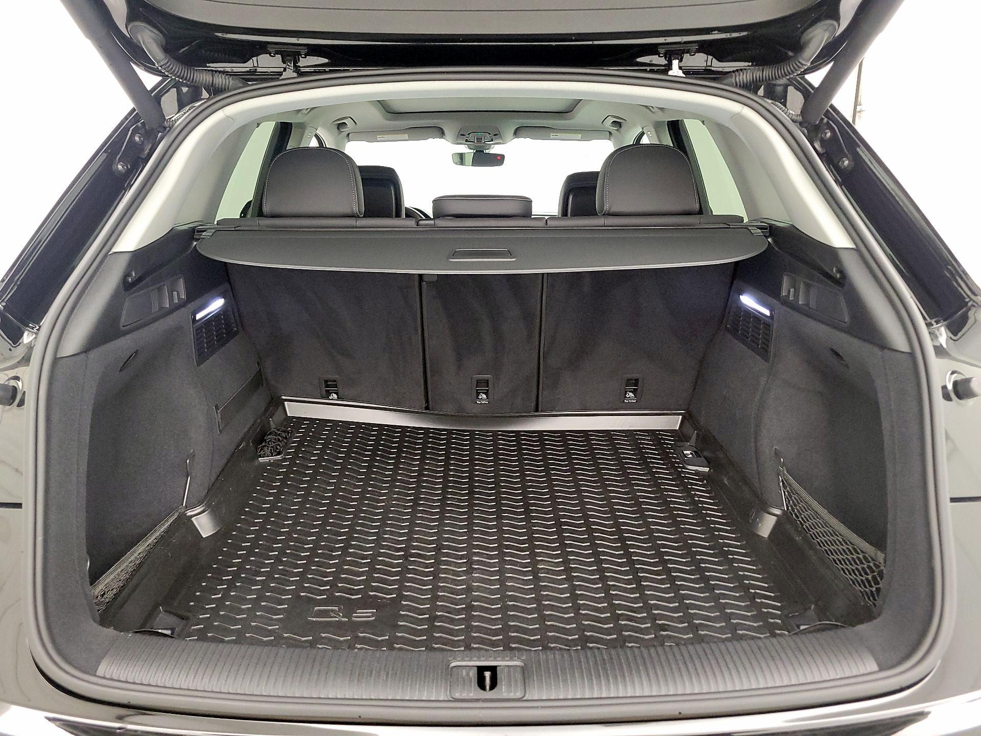 Thumbnail: 2021 Audi Q5 - 20
