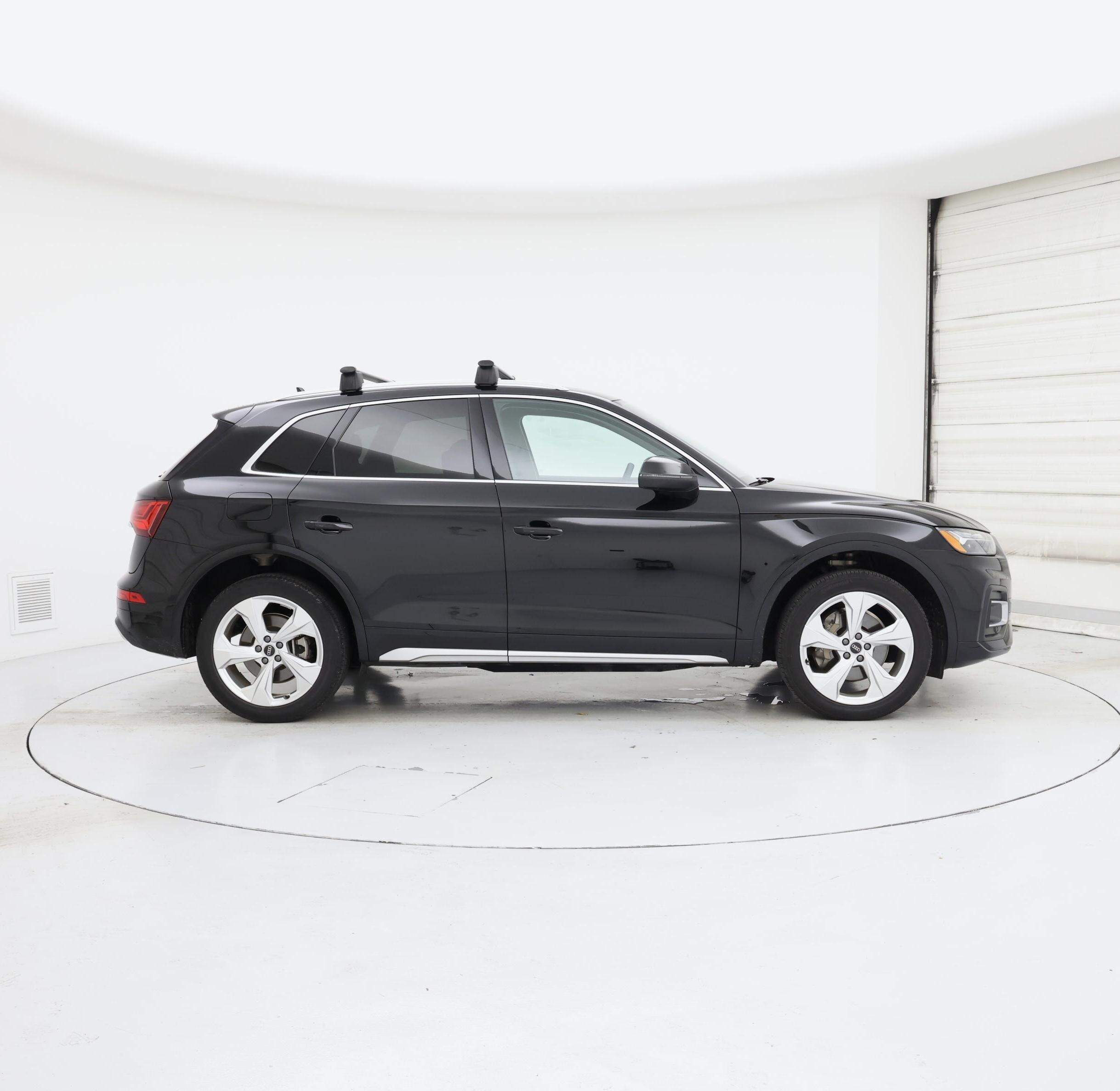Thumbnail: 2021 Audi Q5 - 7
