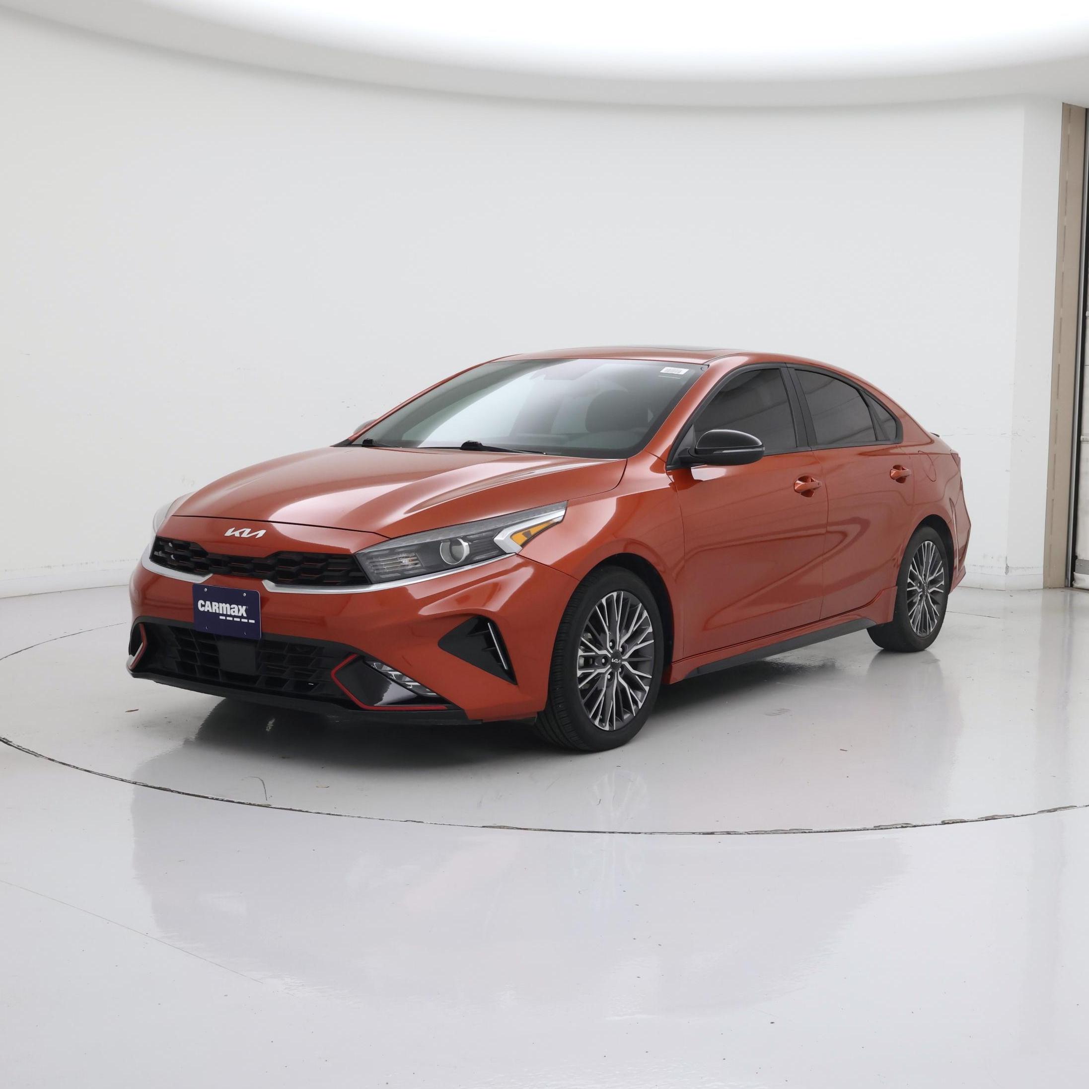 Thumbnail: 2022 Kia Forte - 4
