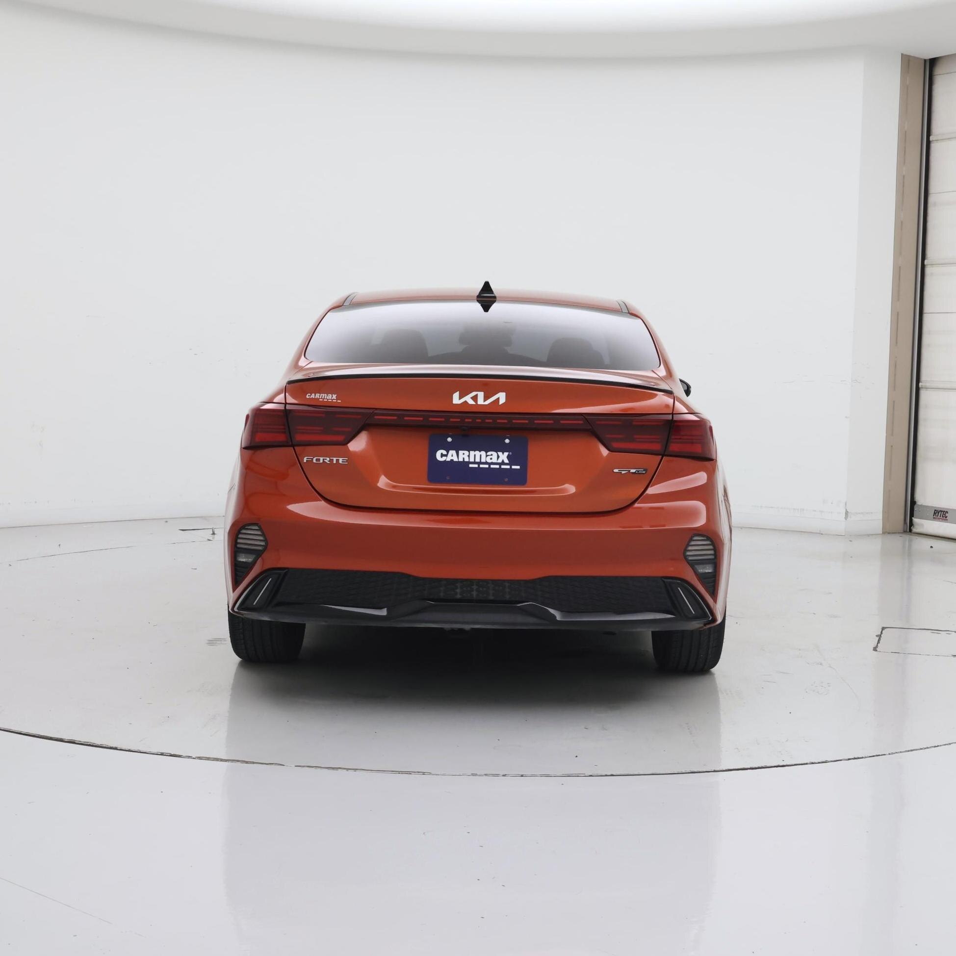 Thumbnail: 2022 Kia Forte - 6