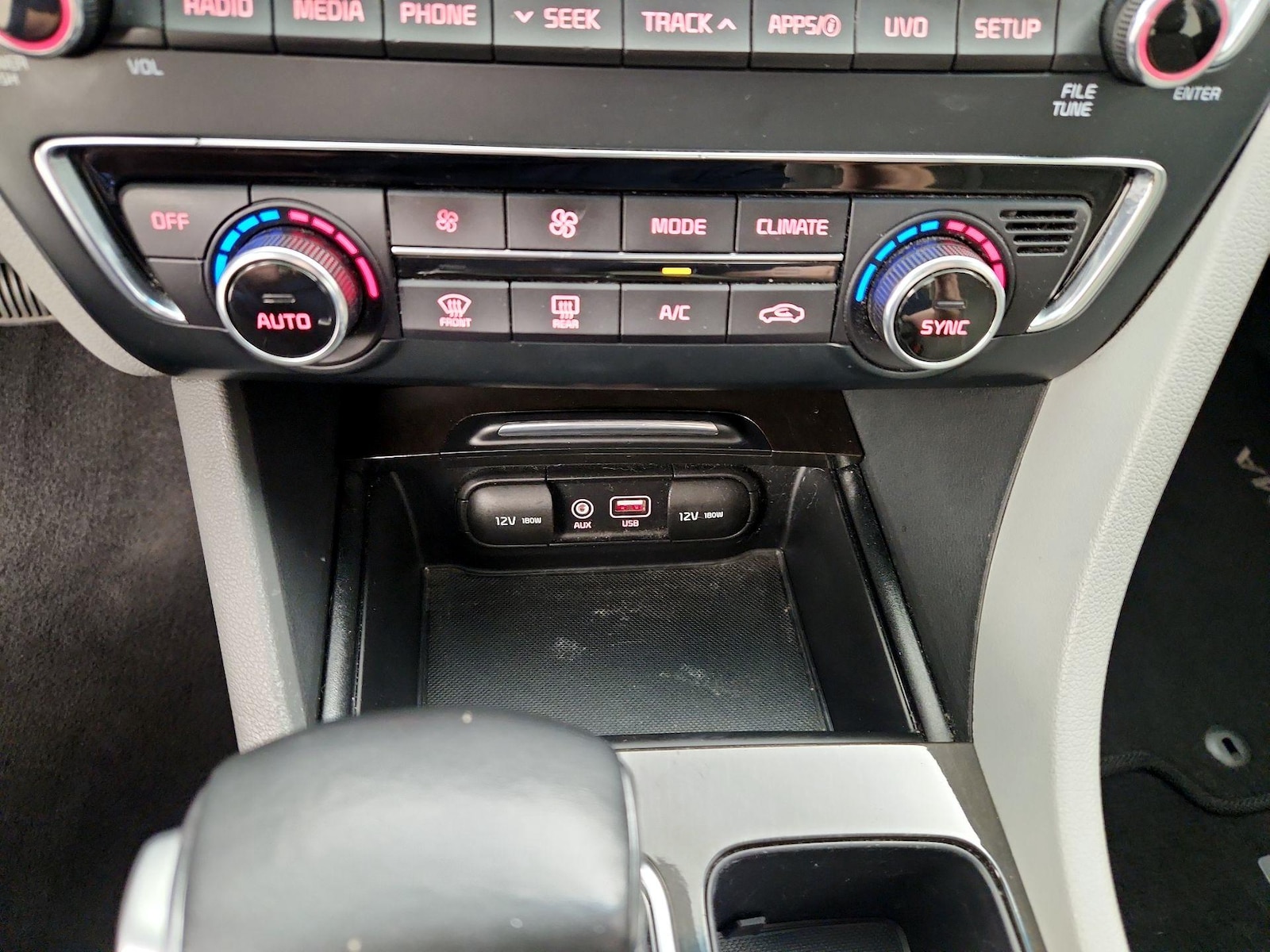 2018 Kia Optima EX - Photo 17