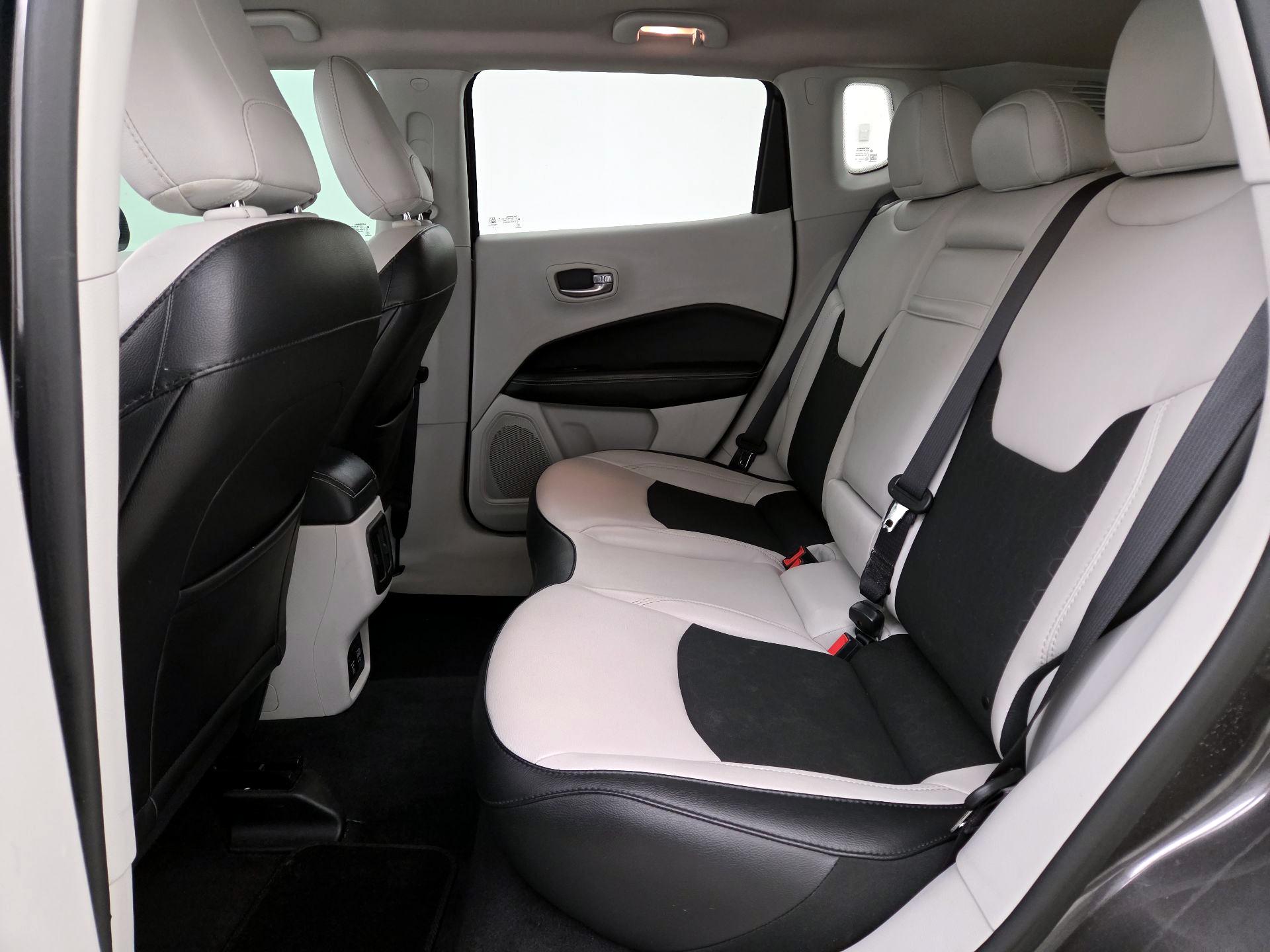 Thumbnail: 2019 Jeep Compass - 19