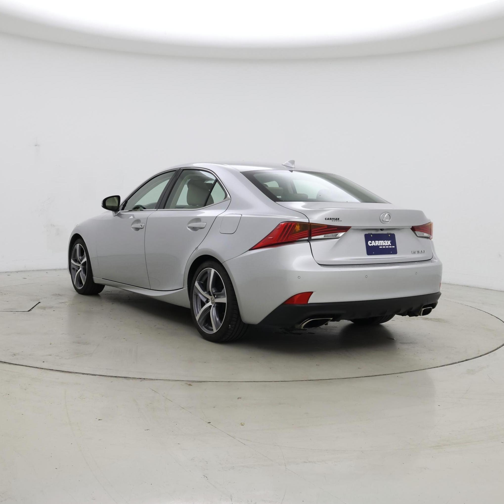 Thumbnail: 2018 Lexus IS - 2