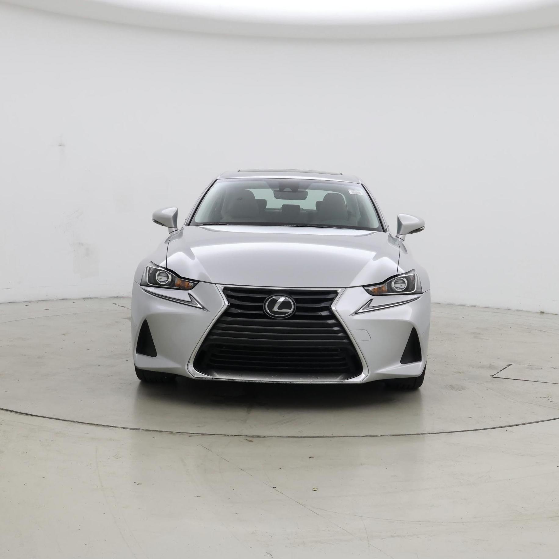 Thumbnail: 2018 Lexus IS - 5