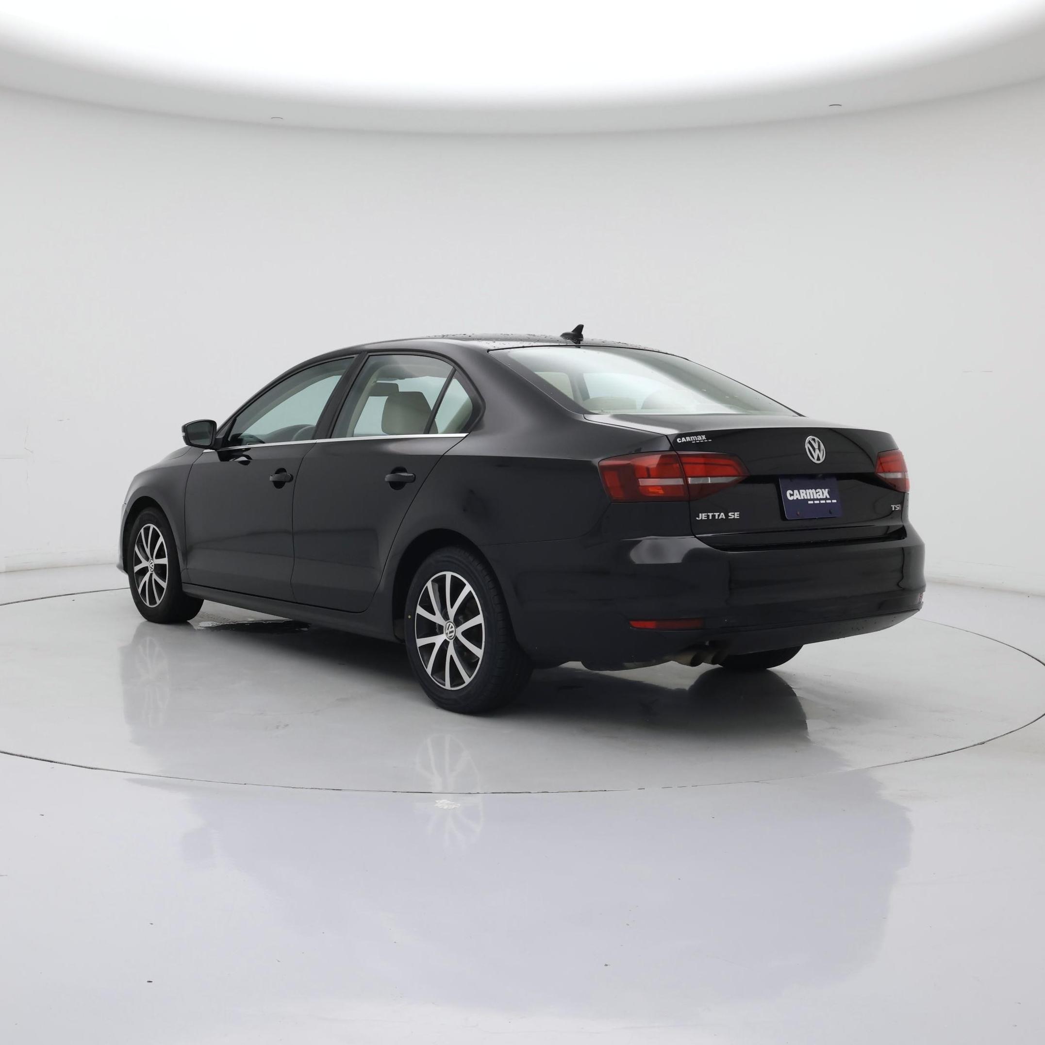Thumbnail: 2017 Volkswagen Jetta - 2