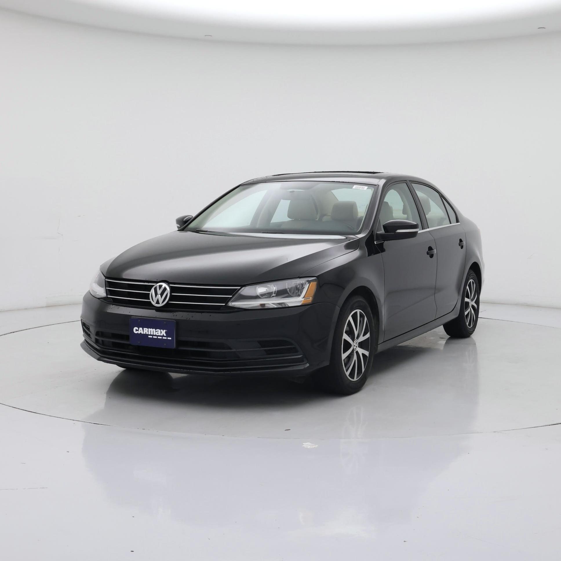 Thumbnail: 2017 Volkswagen Jetta - 4