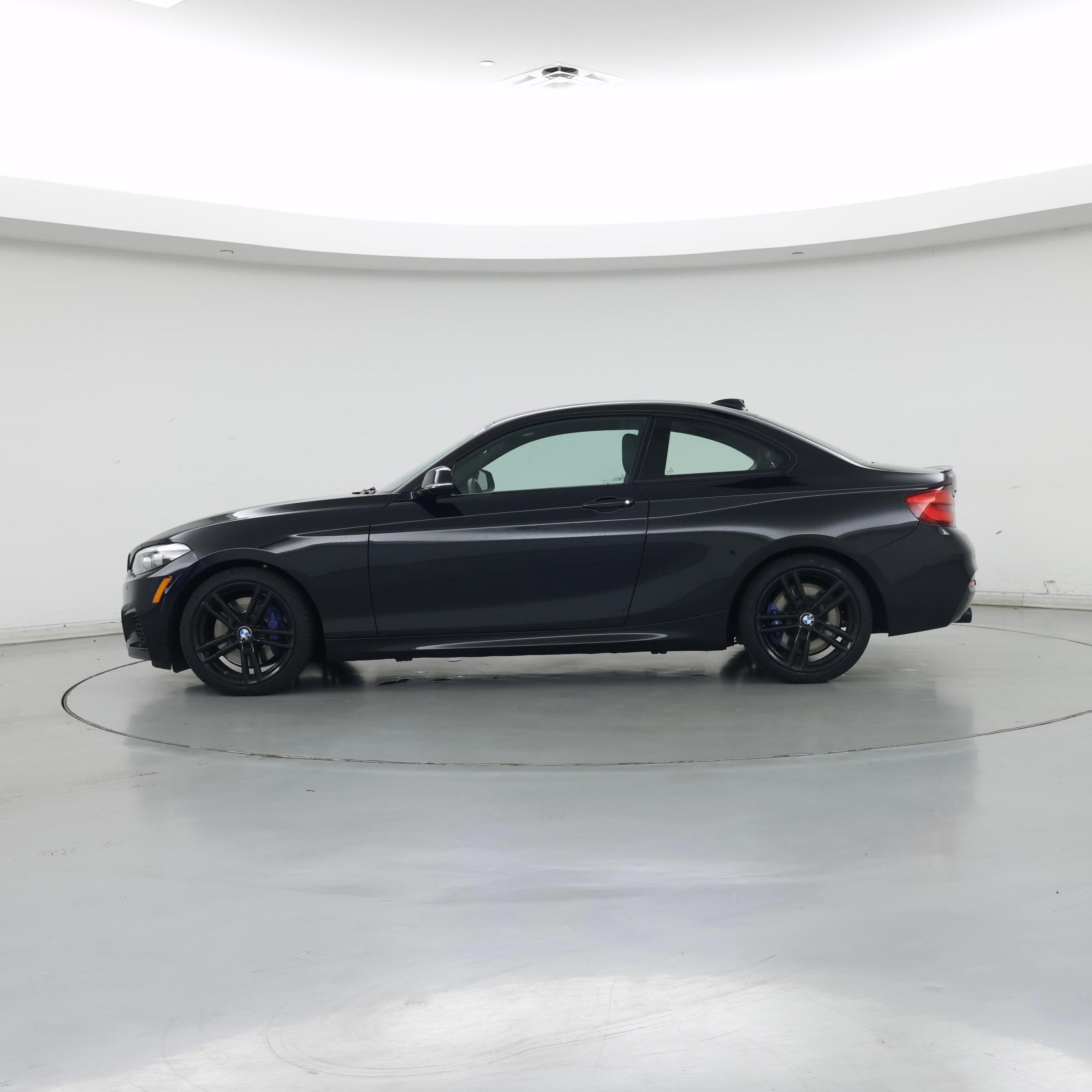 Thumbnail: 2019 BMW 2 Series - 3
