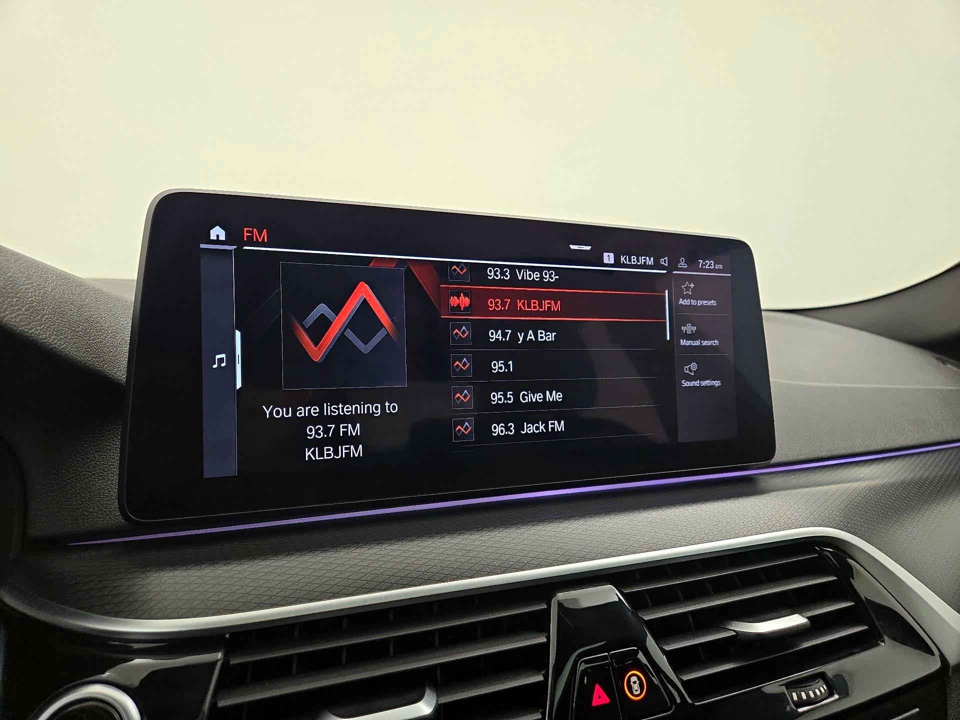 Thumbnail: 2021 BMW 5 Series - 16