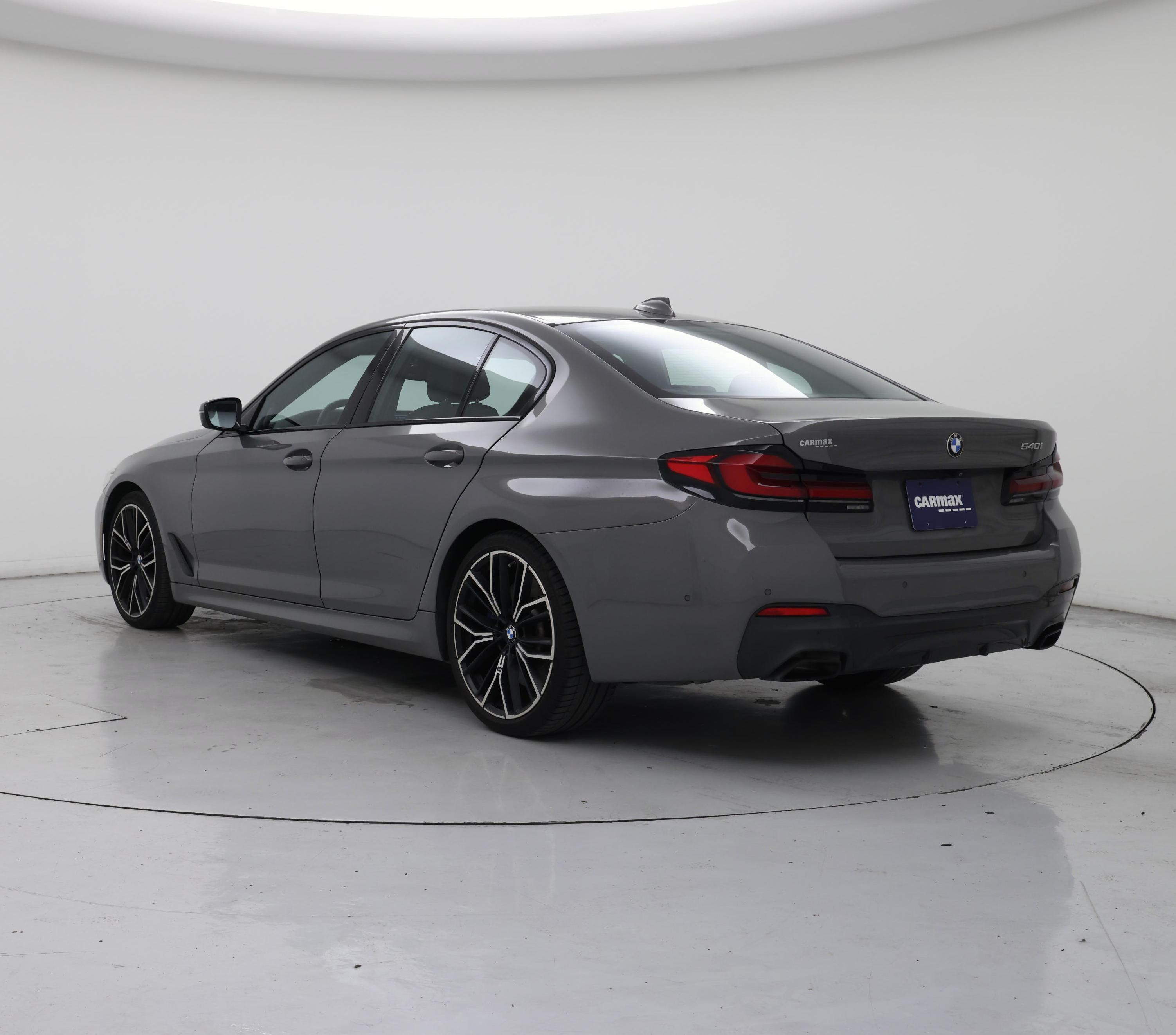 Thumbnail: 2021 BMW 5 Series - 2