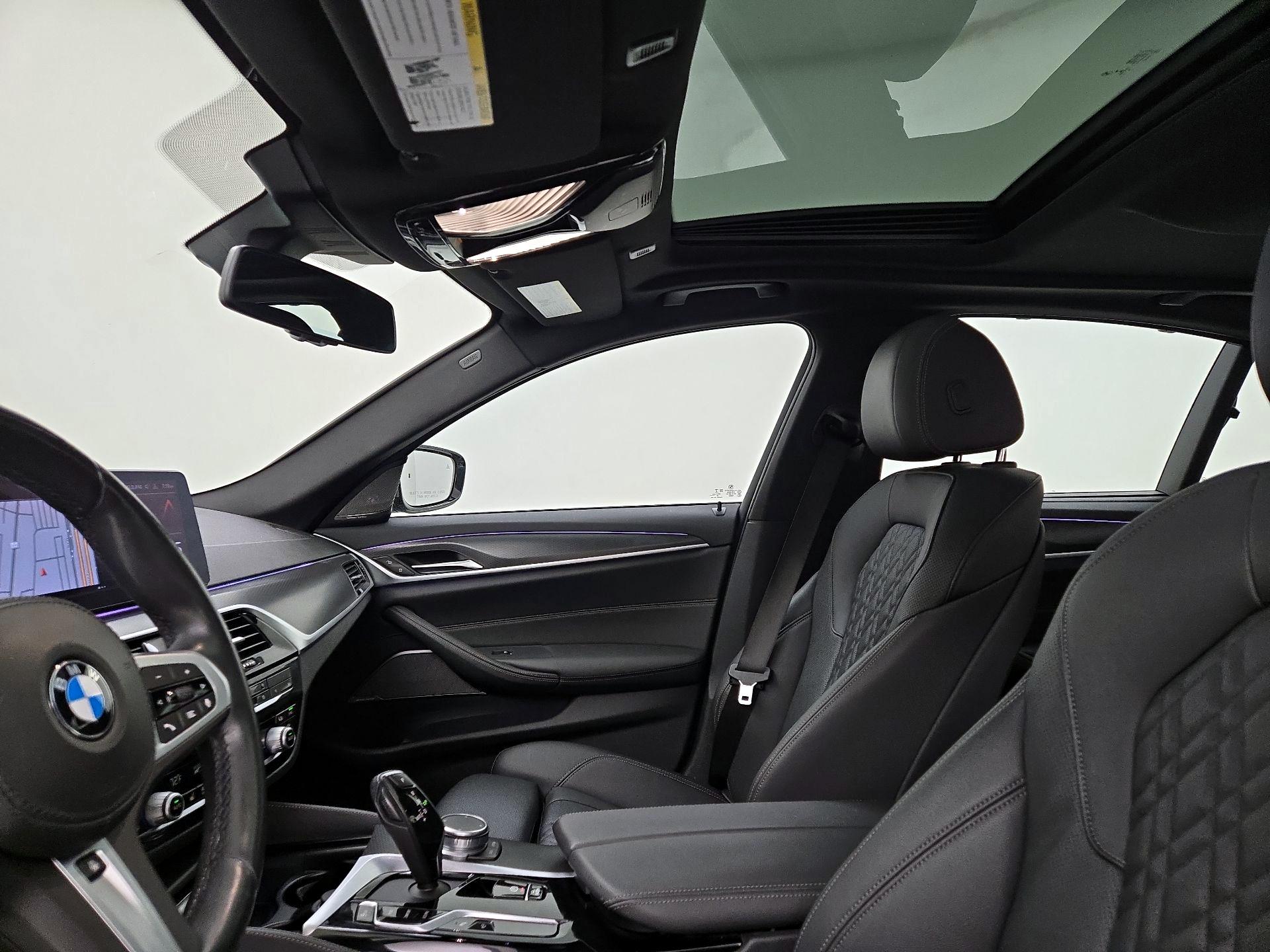 Thumbnail: 2021 BMW 5 Series - 20