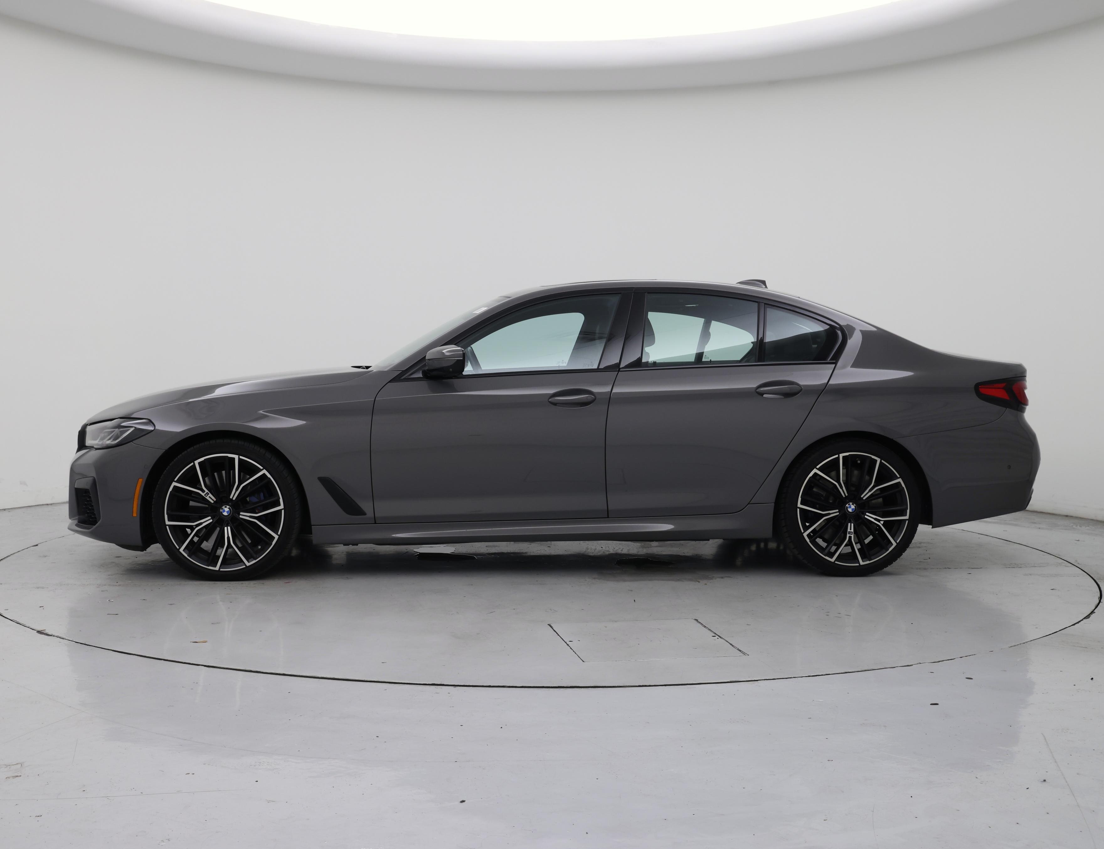 Thumbnail: 2021 BMW 5 Series - 3