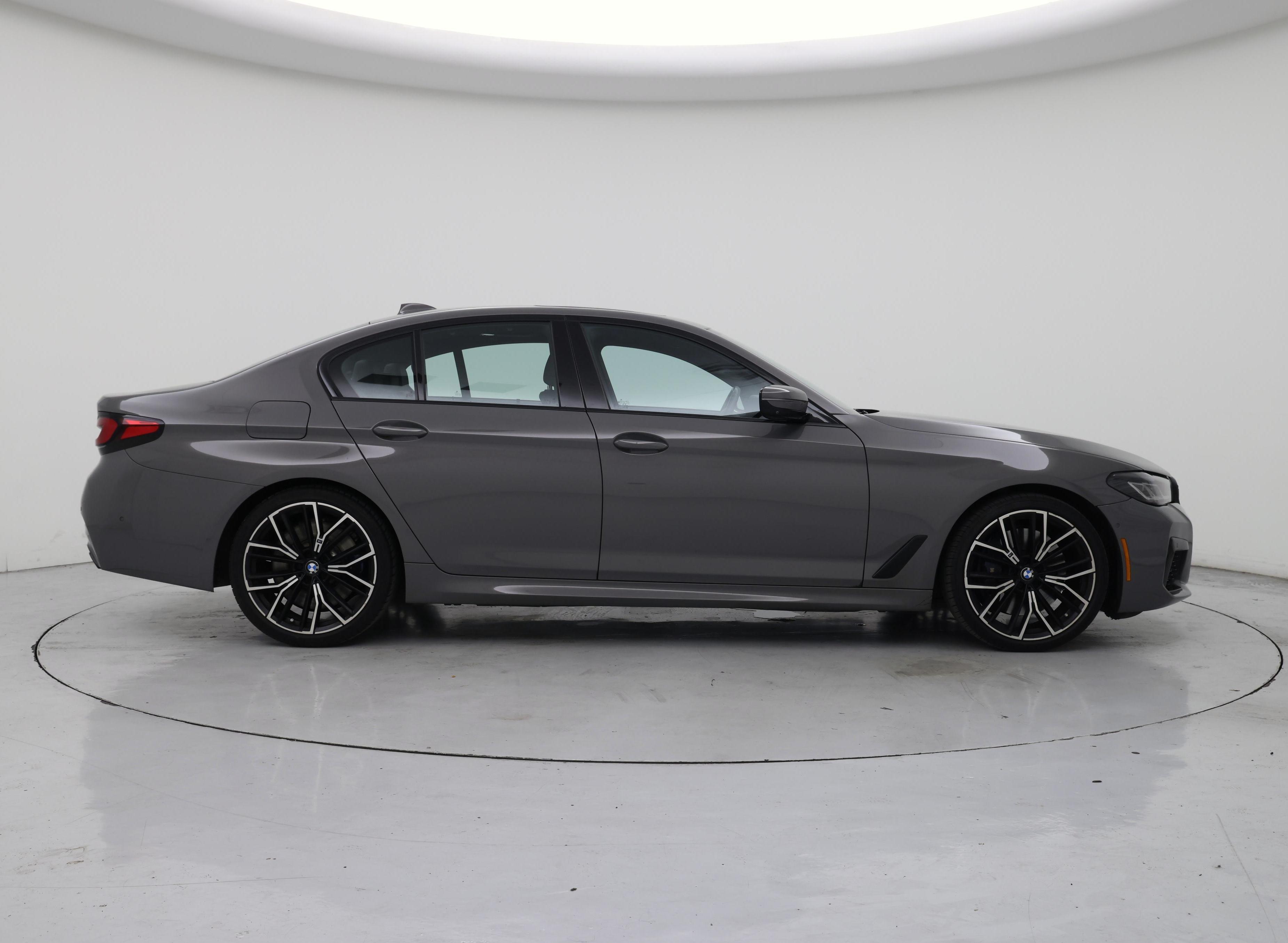 Thumbnail: 2021 BMW 5 Series - 7