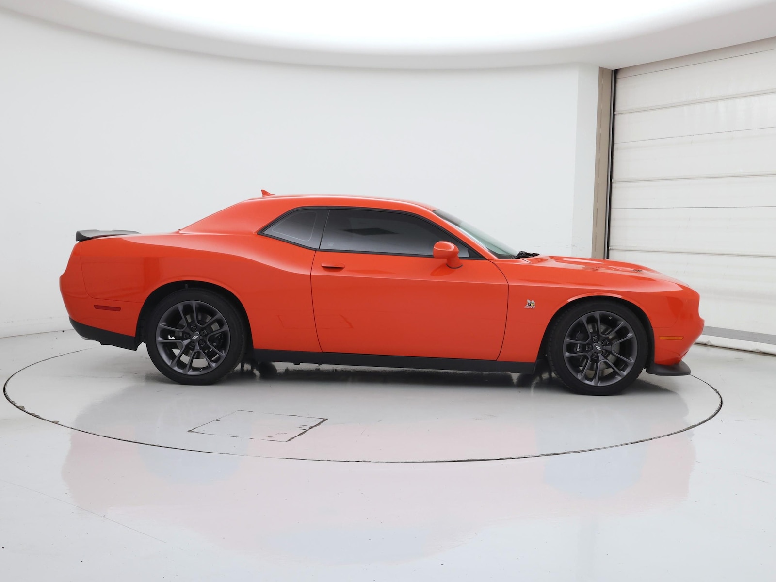 2023 Dodge Challenger R/T - Photo 8