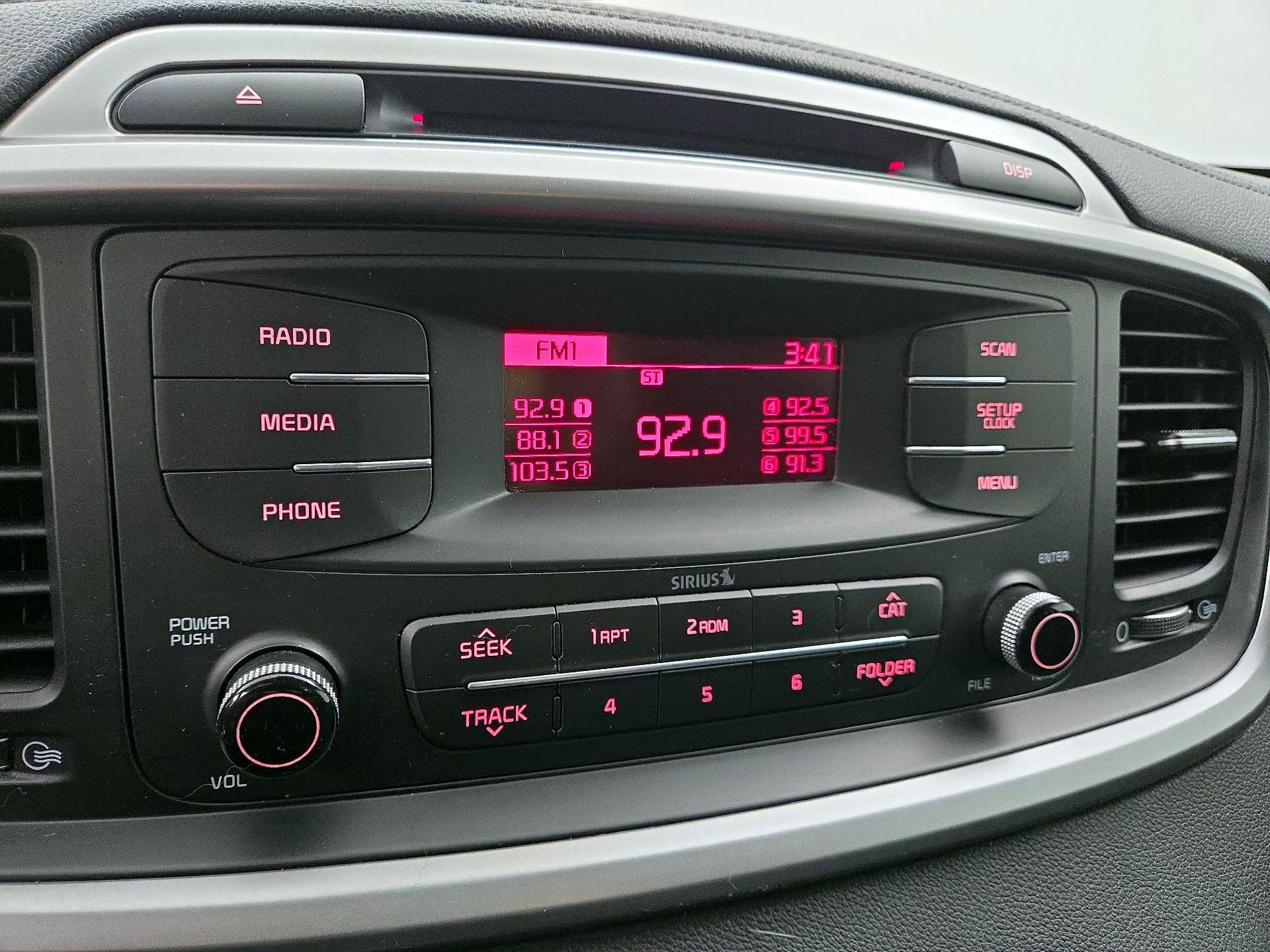 Thumbnail: 2017 Kia Sorento - 14