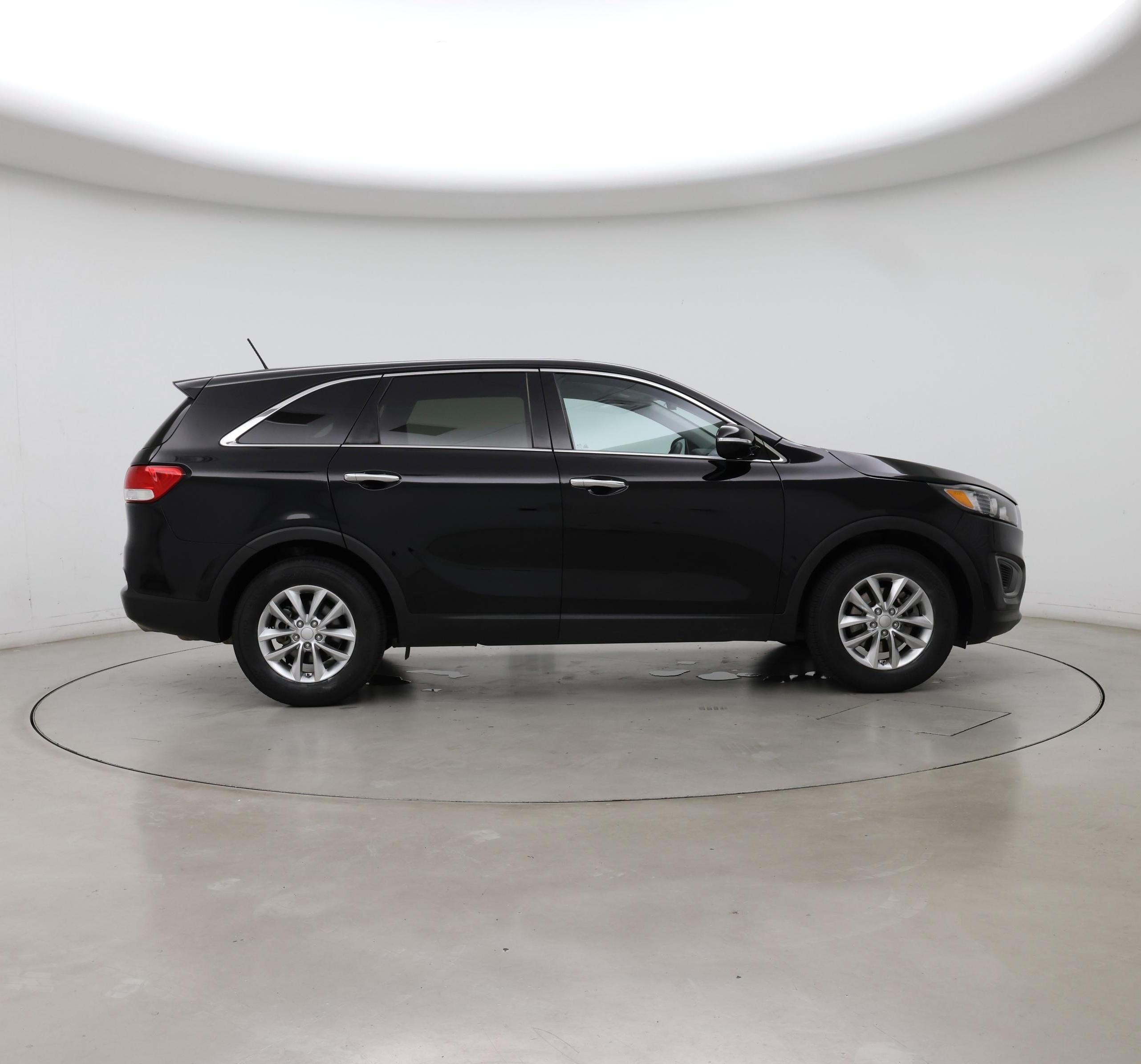 Thumbnail: 2017 Kia Sorento - 7