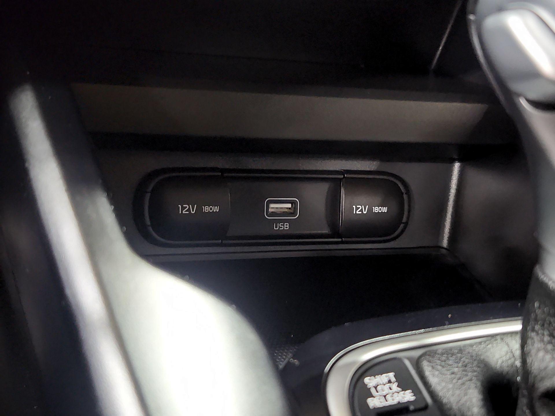 Thumbnail: 2021 Kia Soul - 18