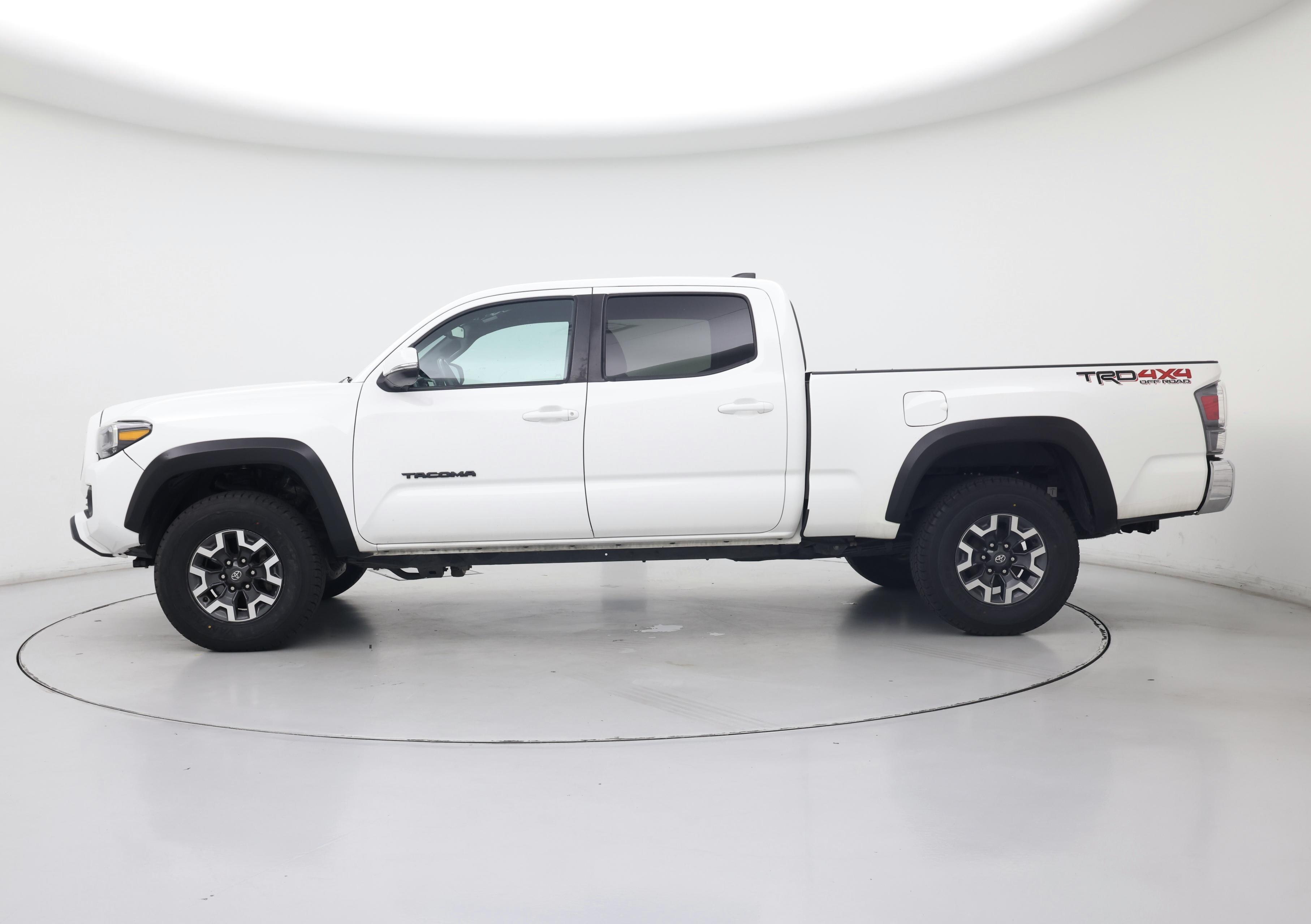Thumbnail: 2023 Toyota Tacoma - 3