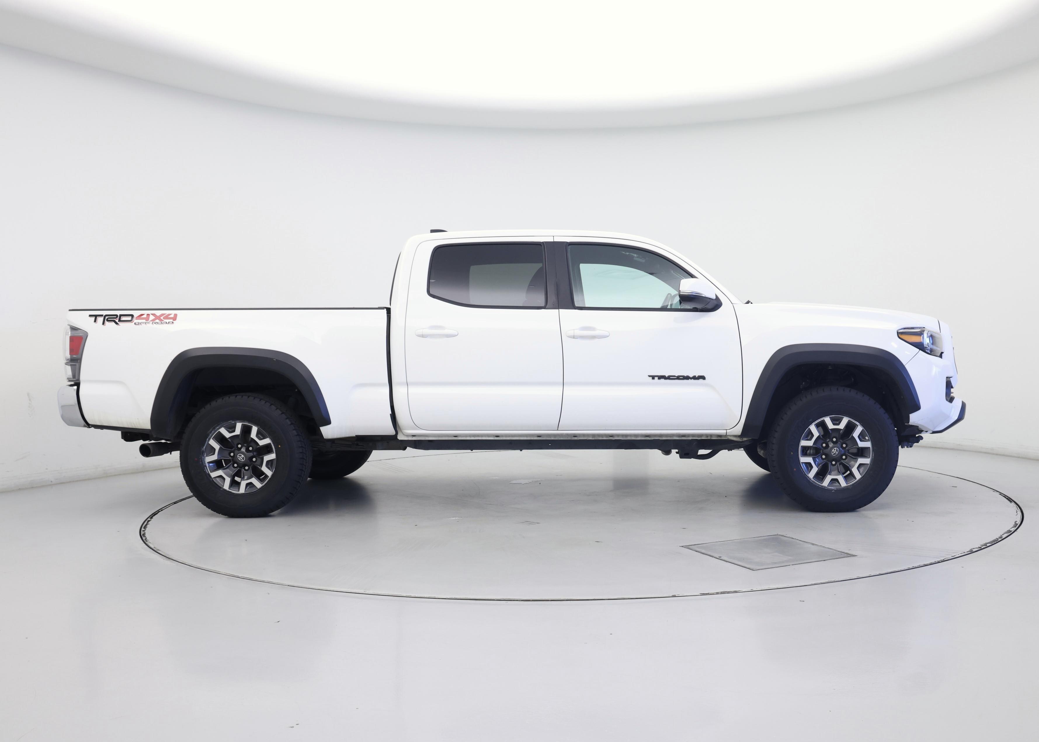 Thumbnail: 2023 Toyota Tacoma - 7