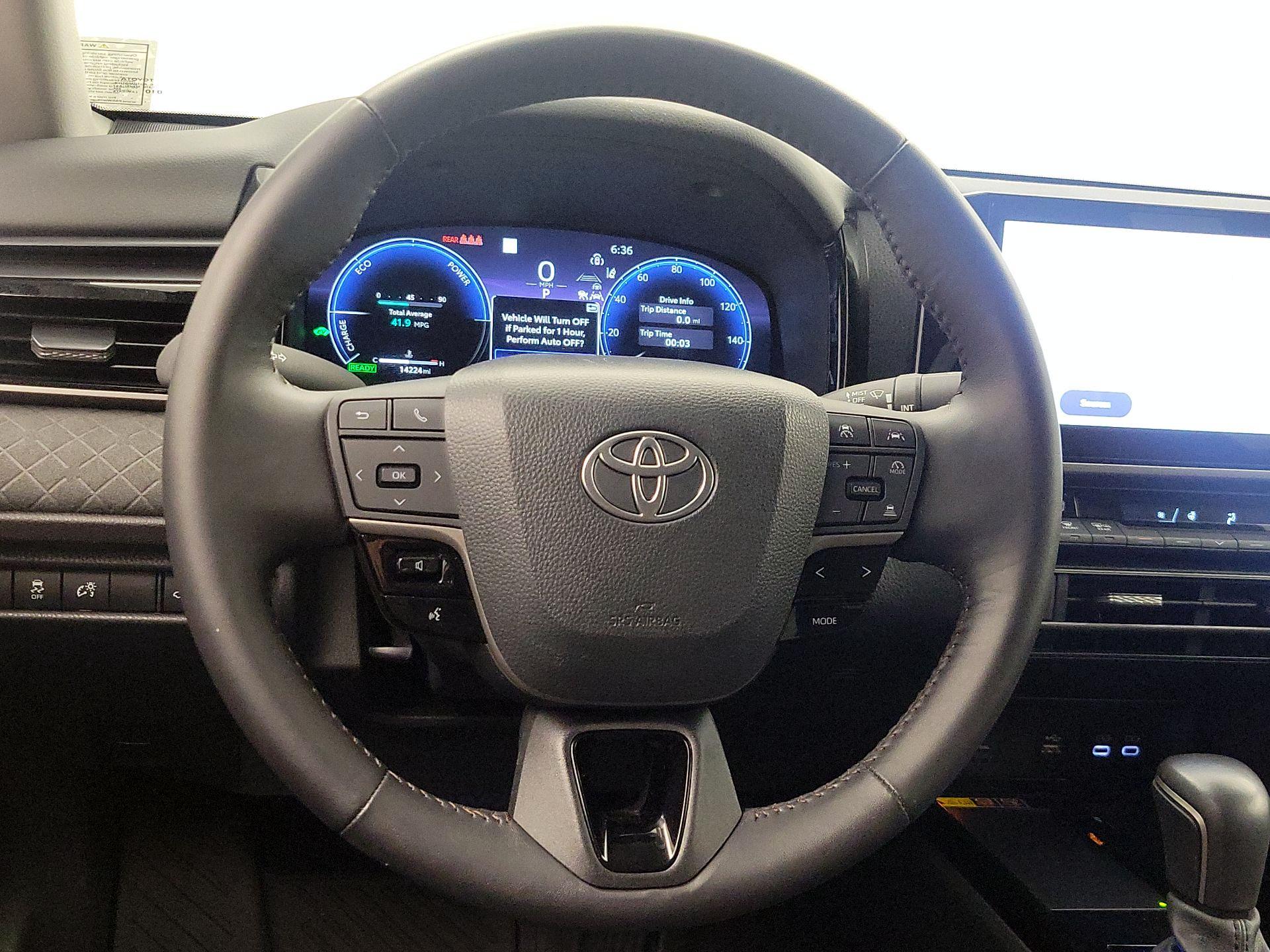 Thumbnail: 2025 Toyota Camry - 10