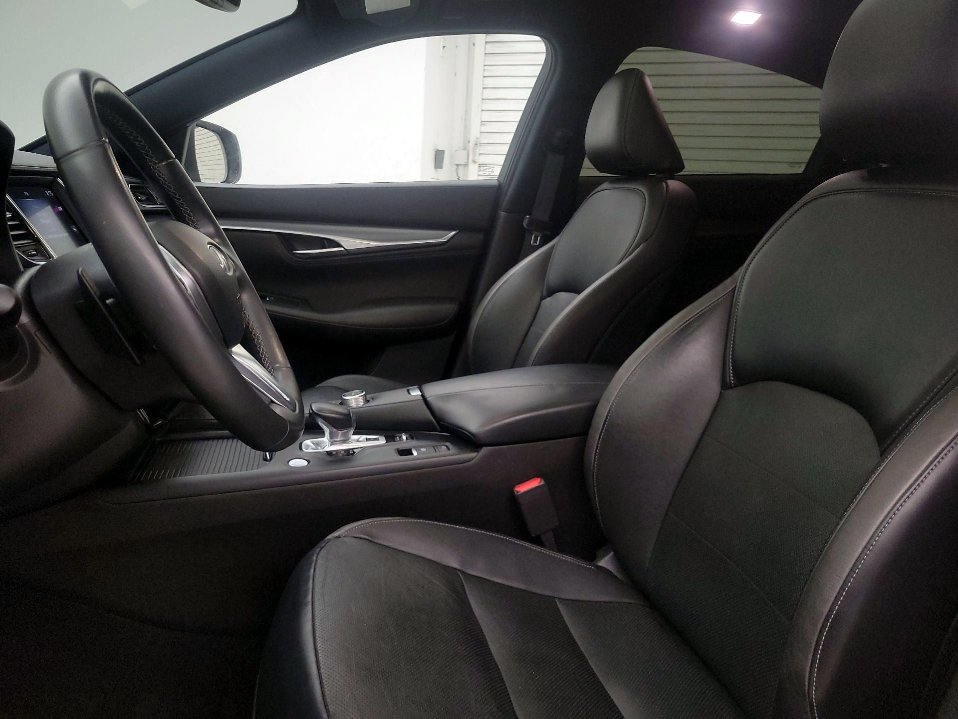 Thumbnail: 2023 INFINITI QX55 - 11