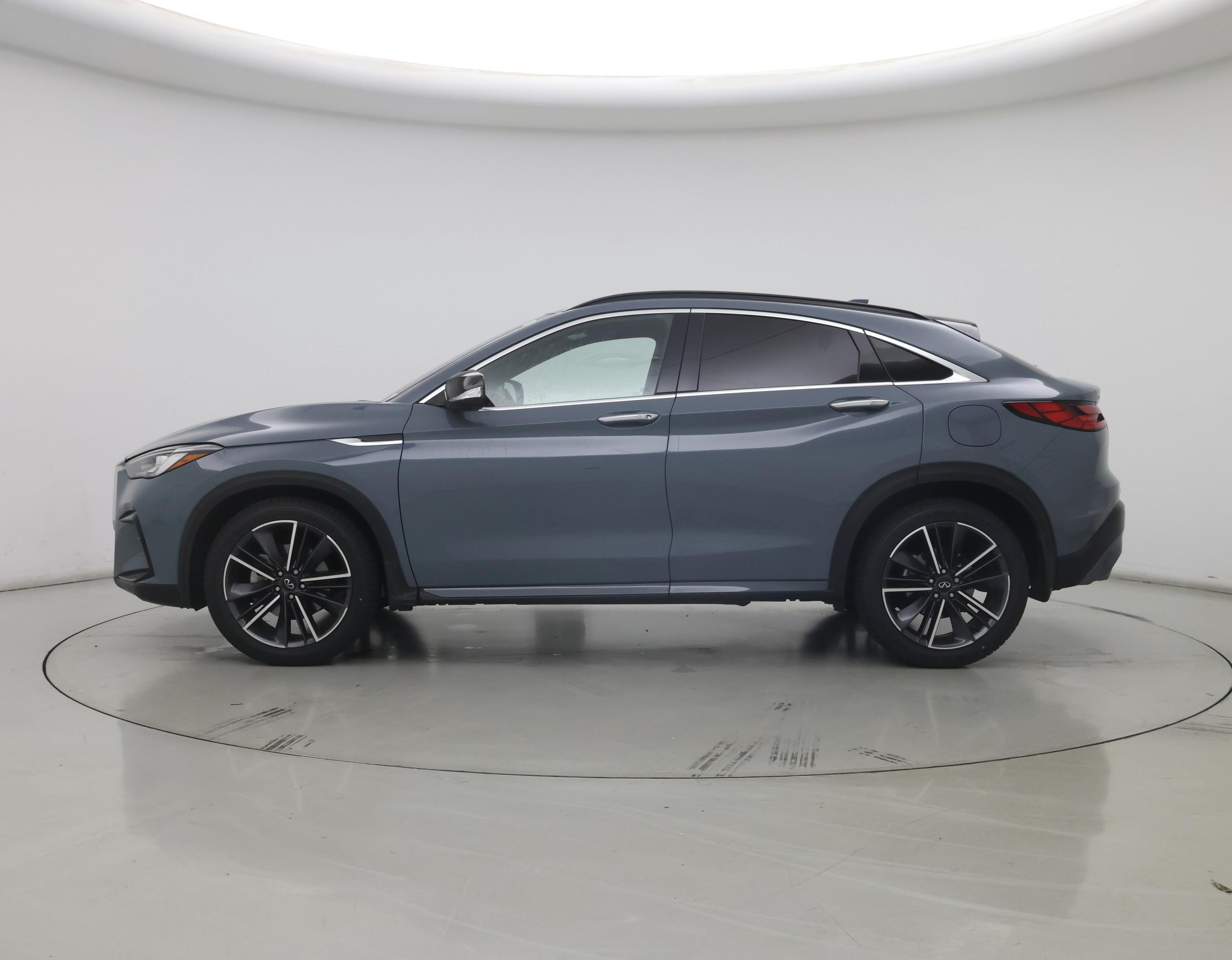 Thumbnail: 2023 INFINITI QX55 - 3