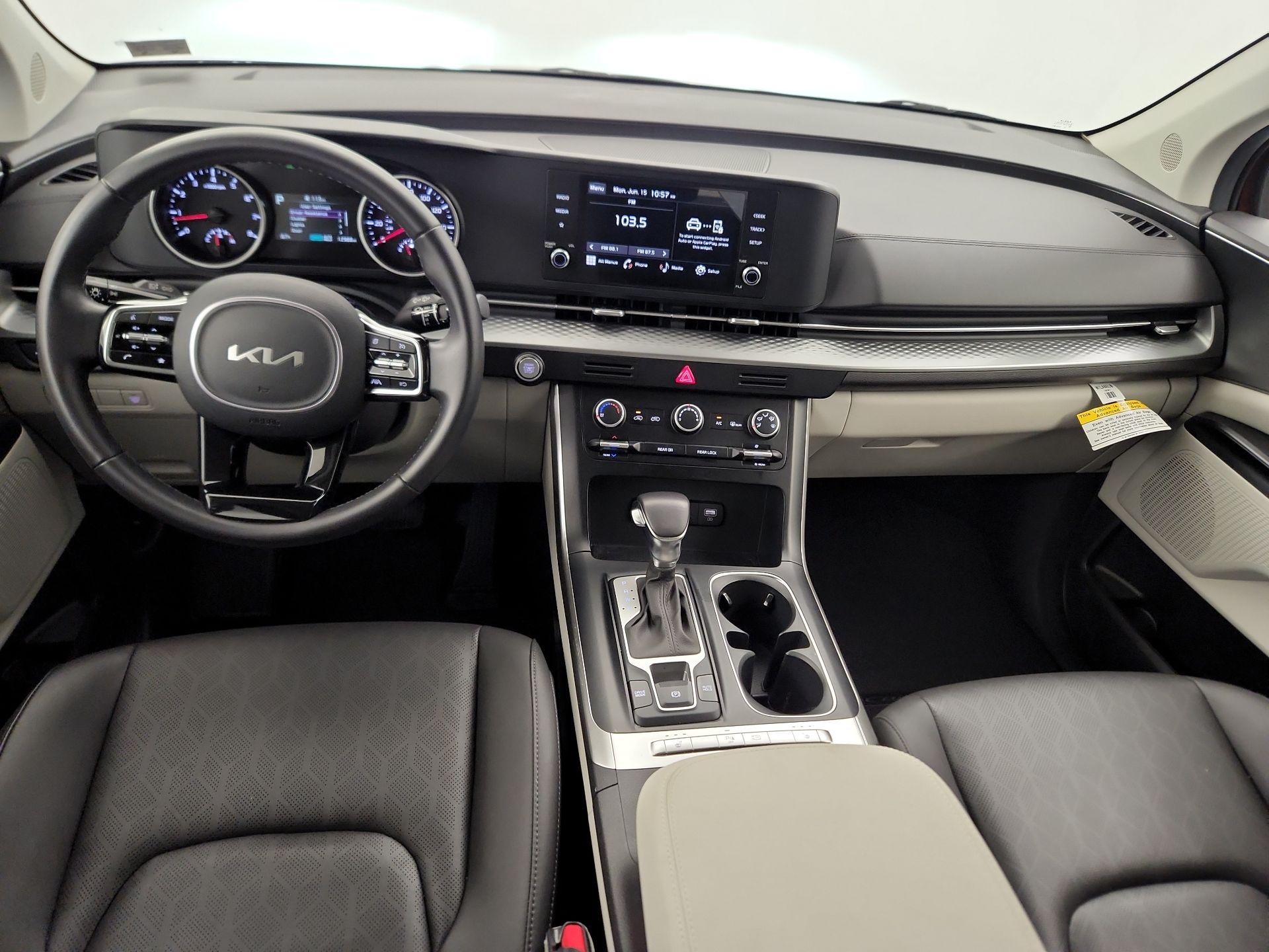 Thumbnail: 2024 Kia Carnival - 9