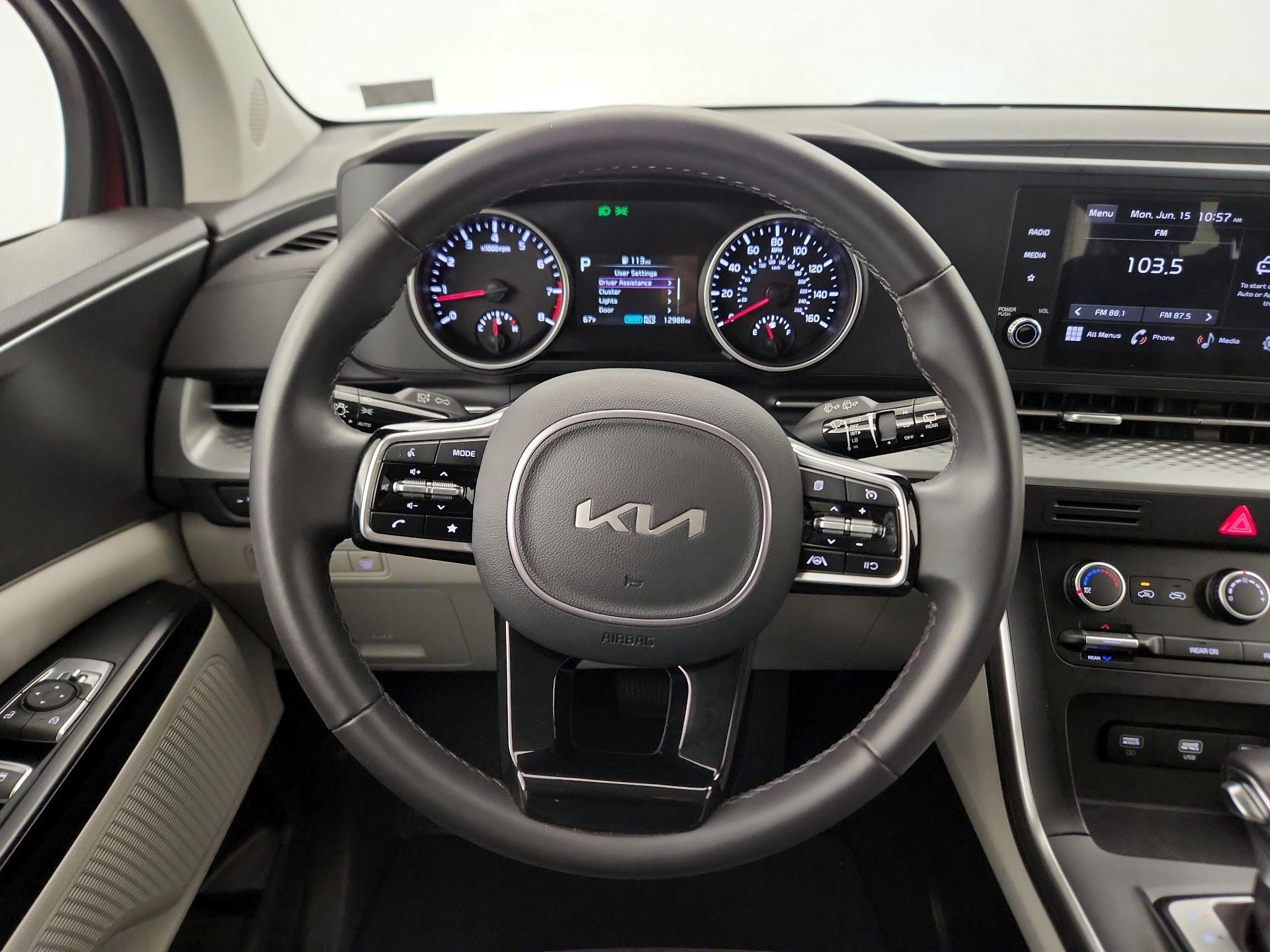 Thumbnail: 2024 Kia Carnival - 10