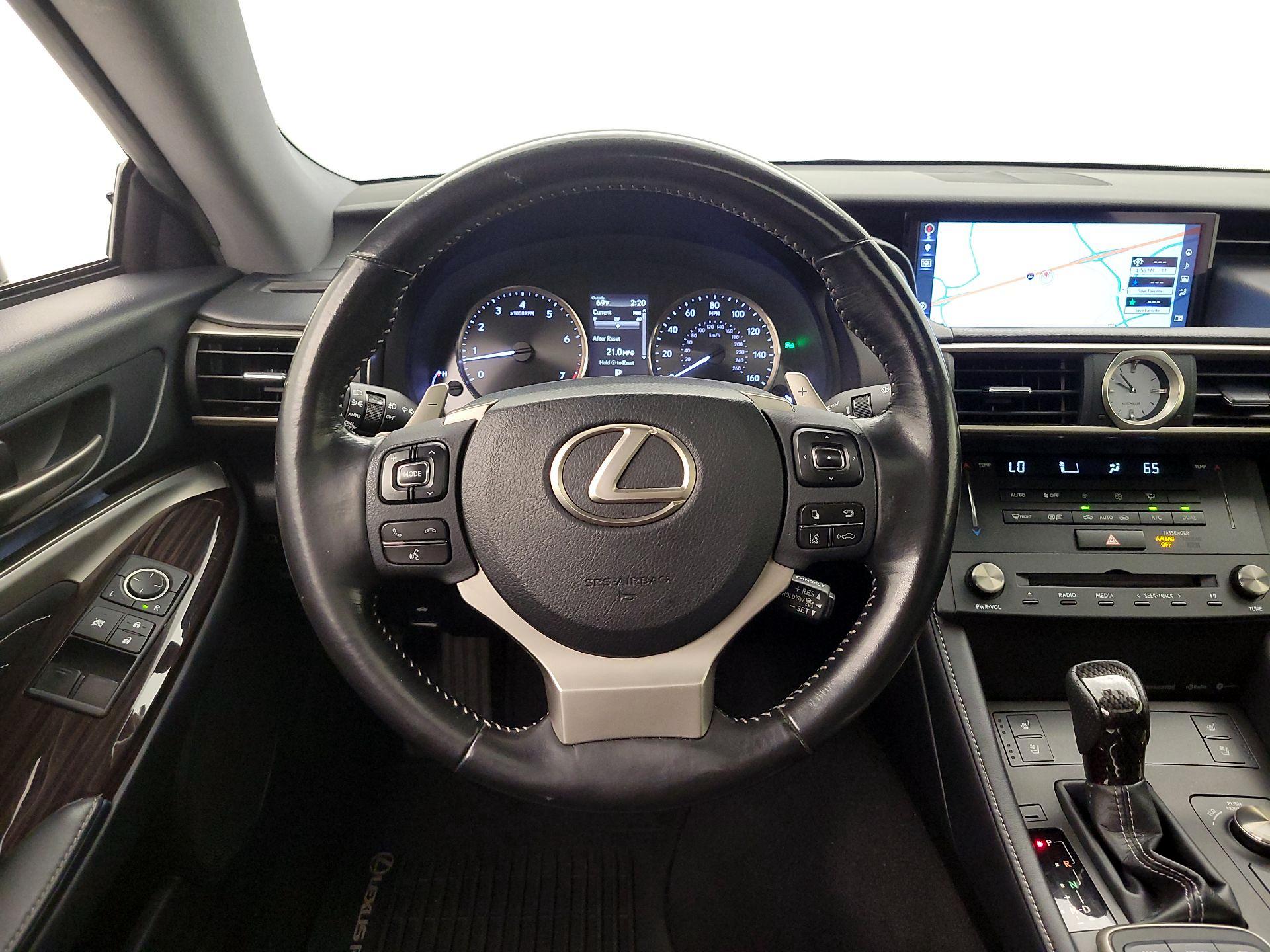 Thumbnail: 2018 Lexus RC - 10