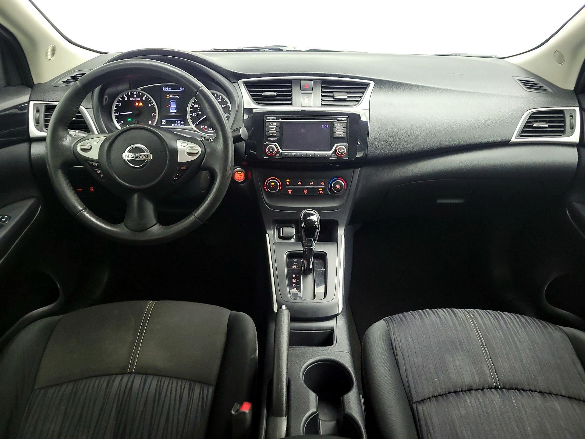 Thumbnail: 2017 Nissan Sentra - 9