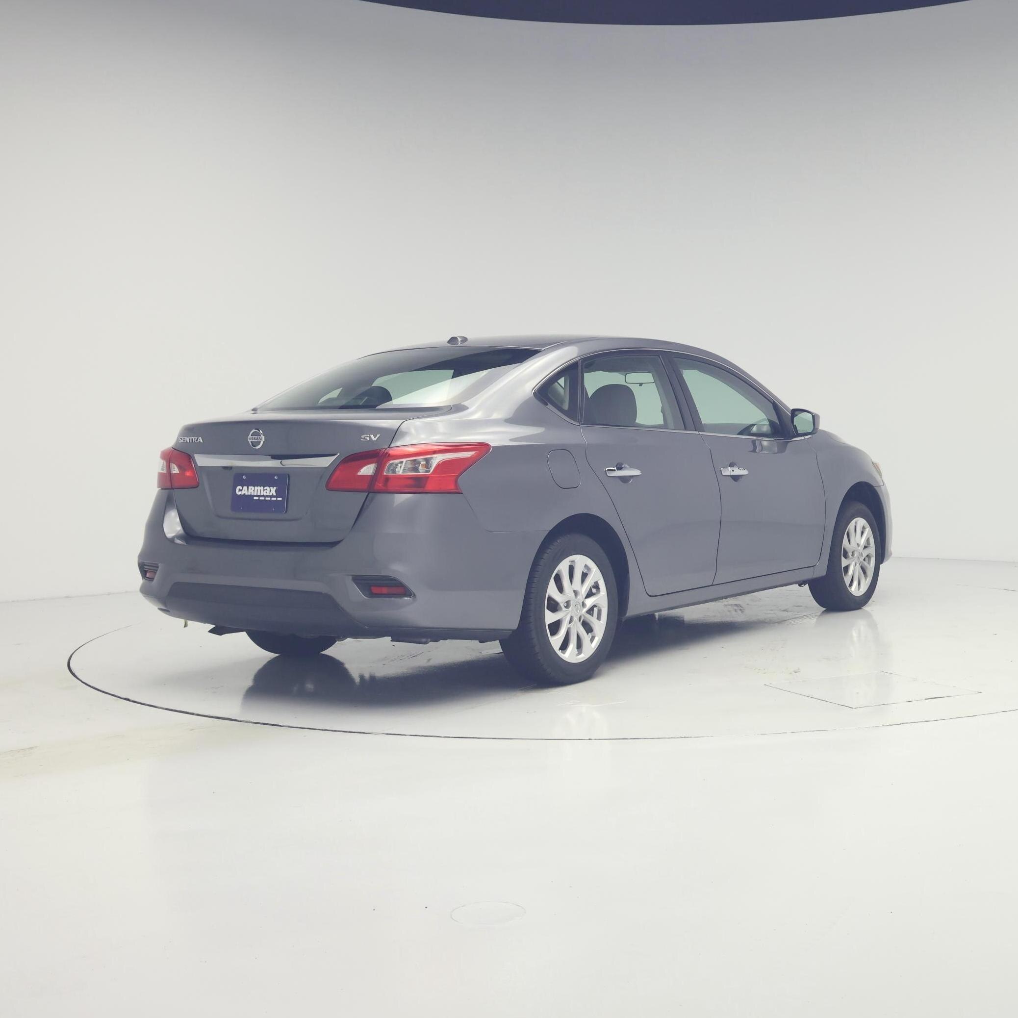 Thumbnail: 2017 Nissan Sentra - 8