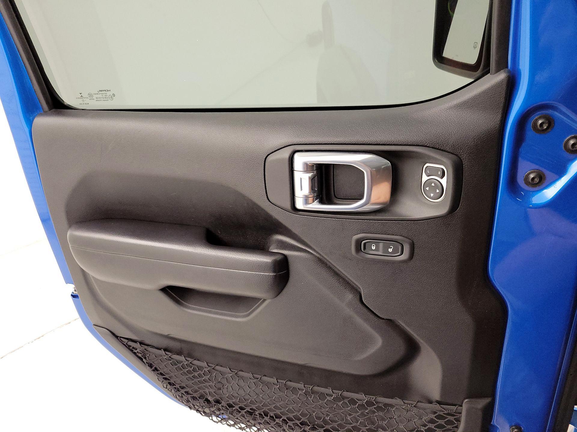 Thumbnail: 2021 Jeep Wrangler - 12