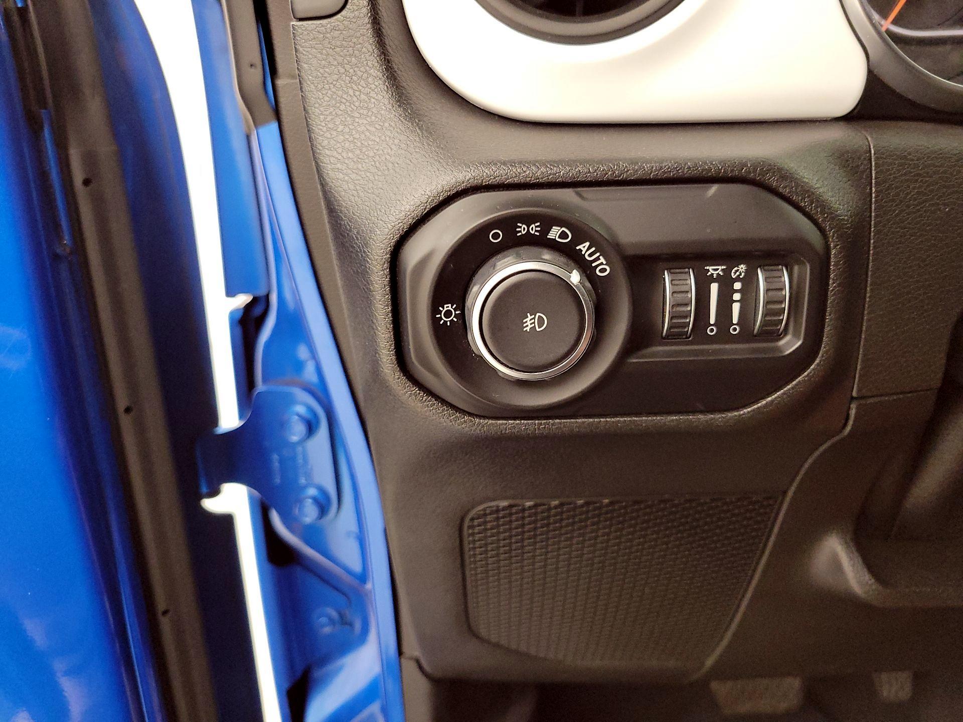 Thumbnail: 2021 Jeep Wrangler - 13