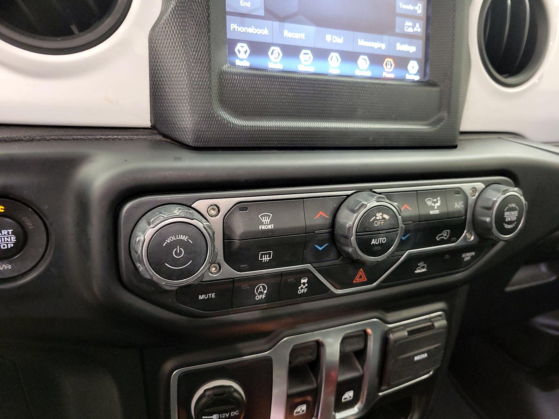 Thumbnail: 2021 Jeep Wrangler - 16