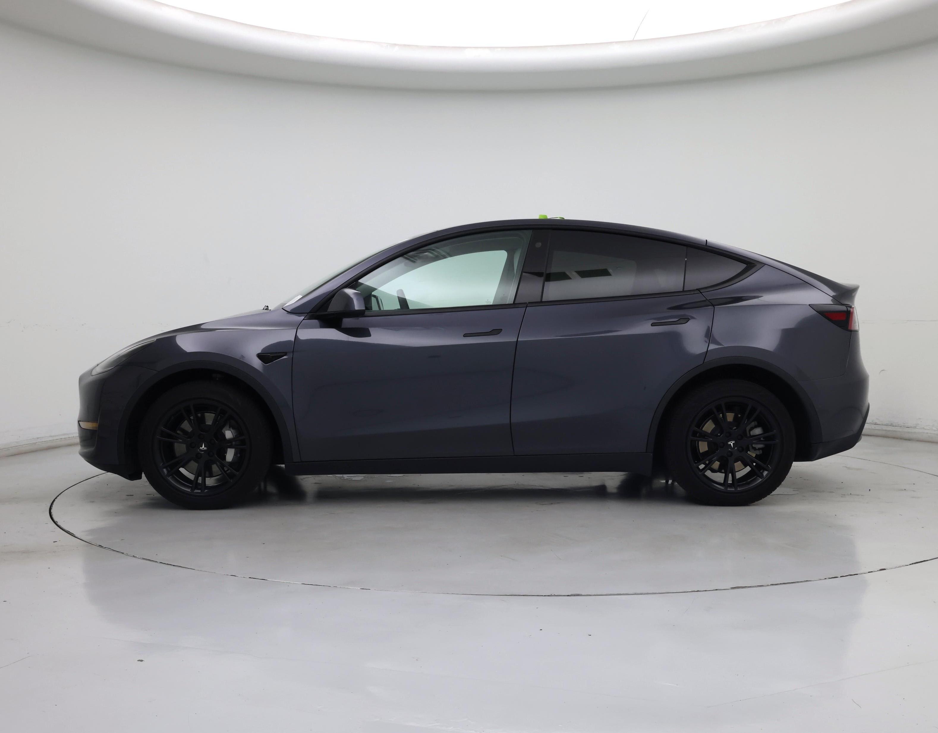 Thumbnail: 2023 Tesla Model Y - 3