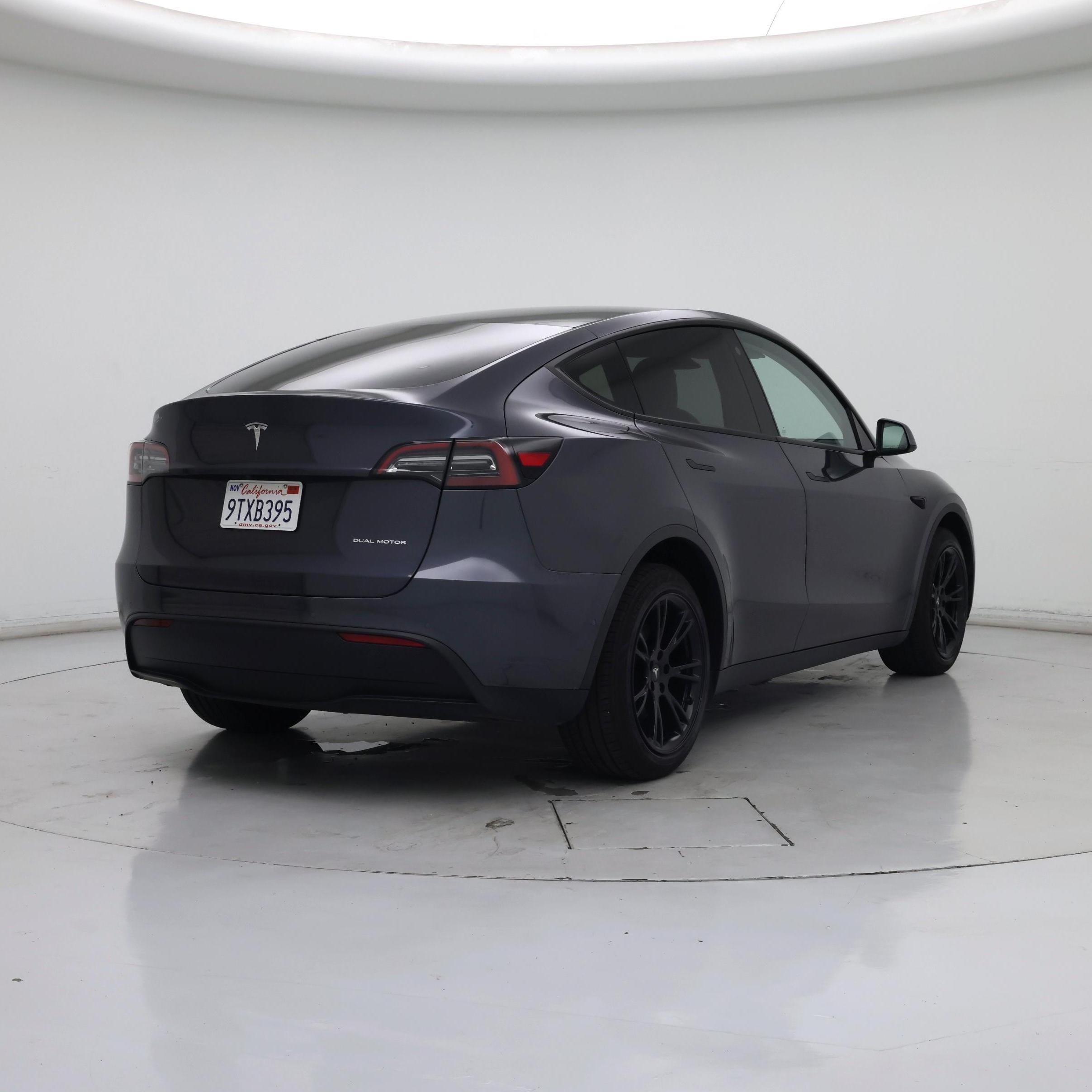 Thumbnail: 2023 Tesla Model Y - 8