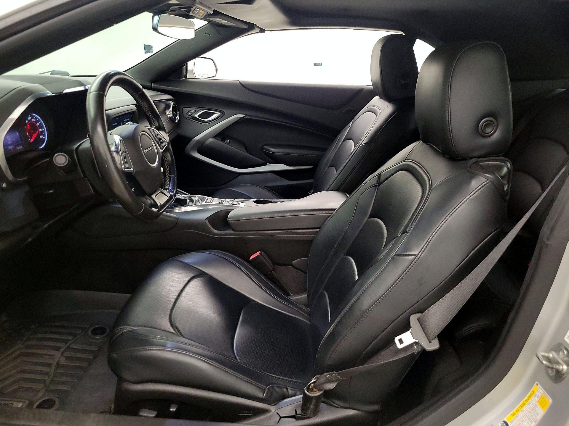Thumbnail: 2019 Chevrolet Camaro - 11