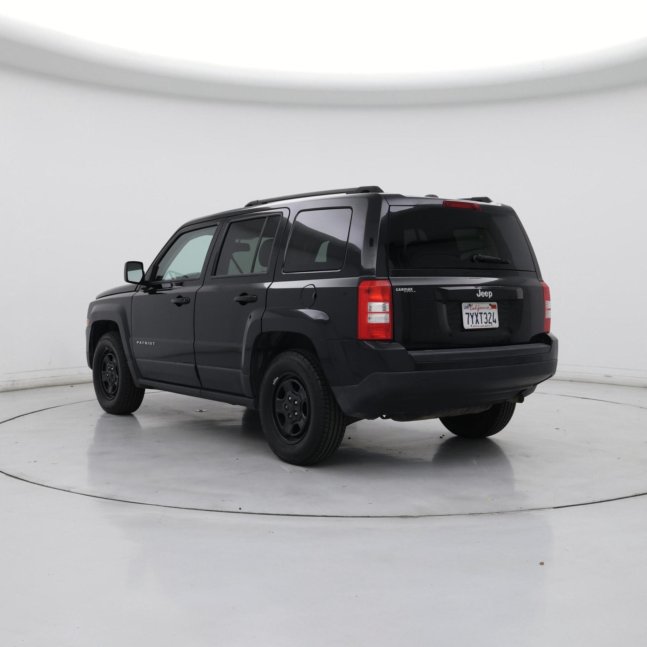 Thumbnail: 2017 Jeep Patriot - 2
