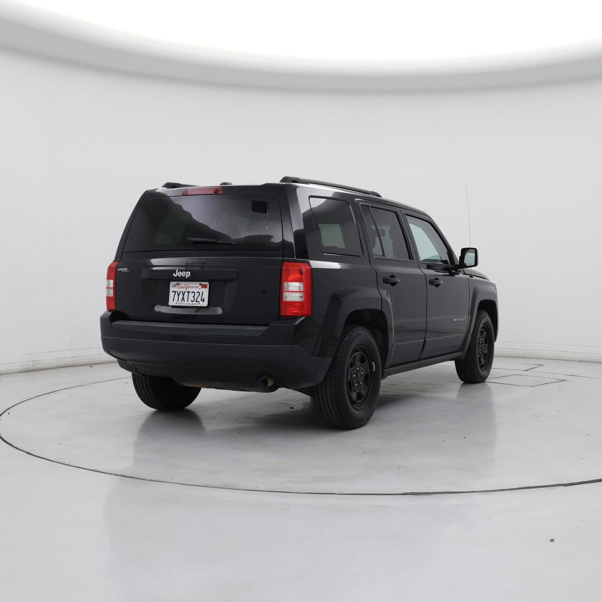 Thumbnail: 2017 Jeep Patriot - 8
