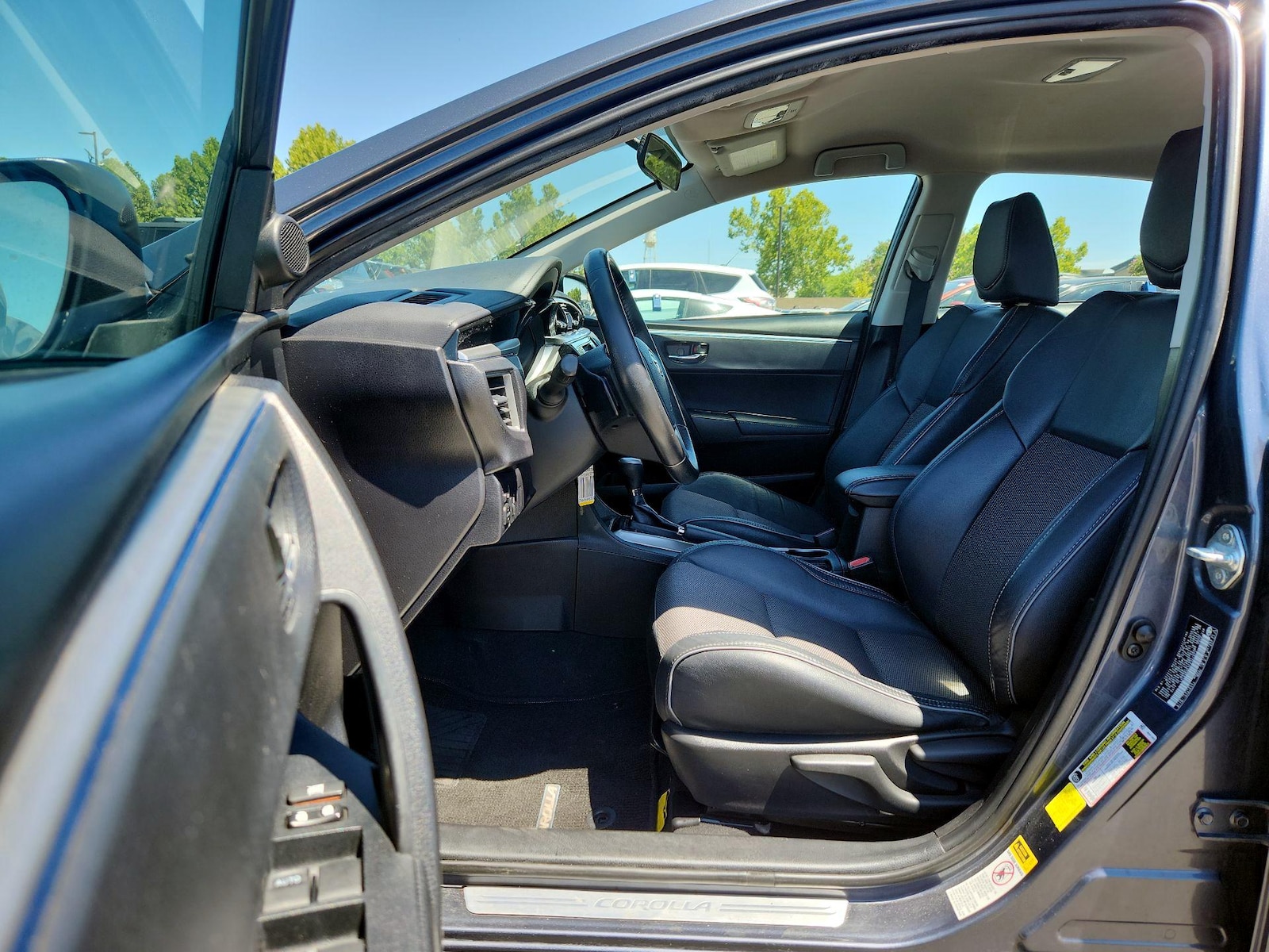 2015 Toyota Corolla S Plus - Photo 11