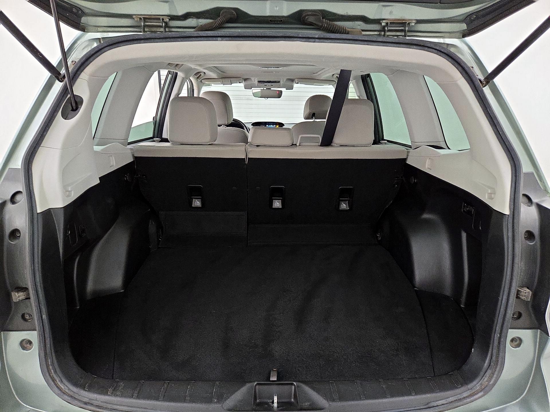 Thumbnail: 2018 Subaru Forester - 17