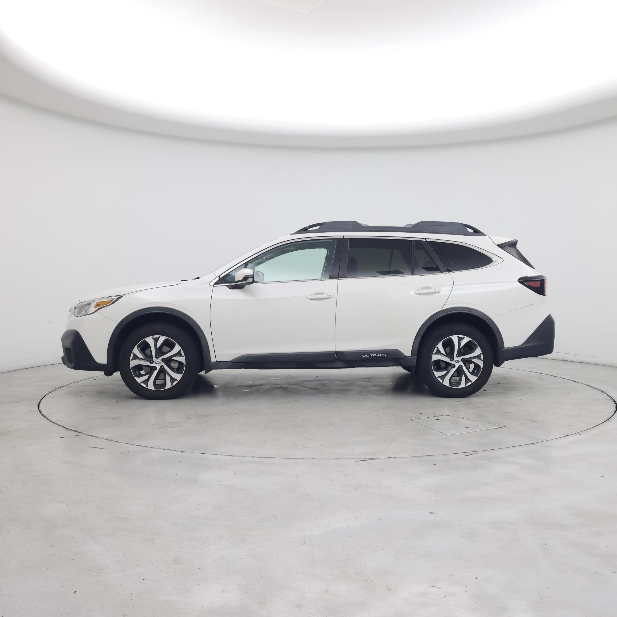 Thumbnail: 2020 Subaru Outback - 3