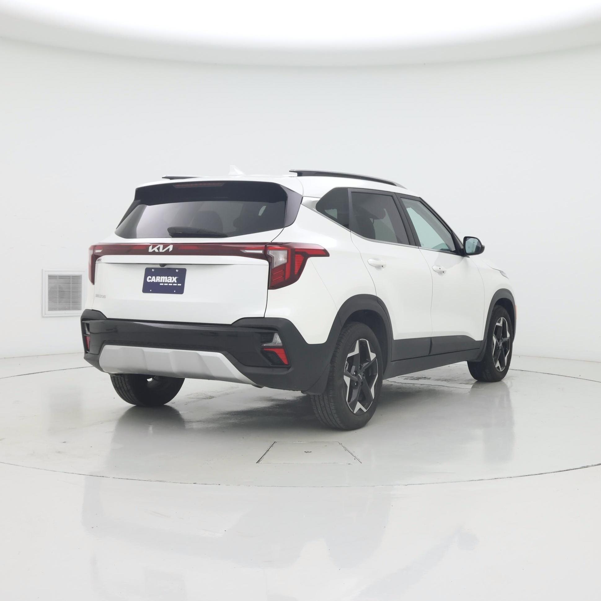 Thumbnail: 2024 Kia Seltos - 8