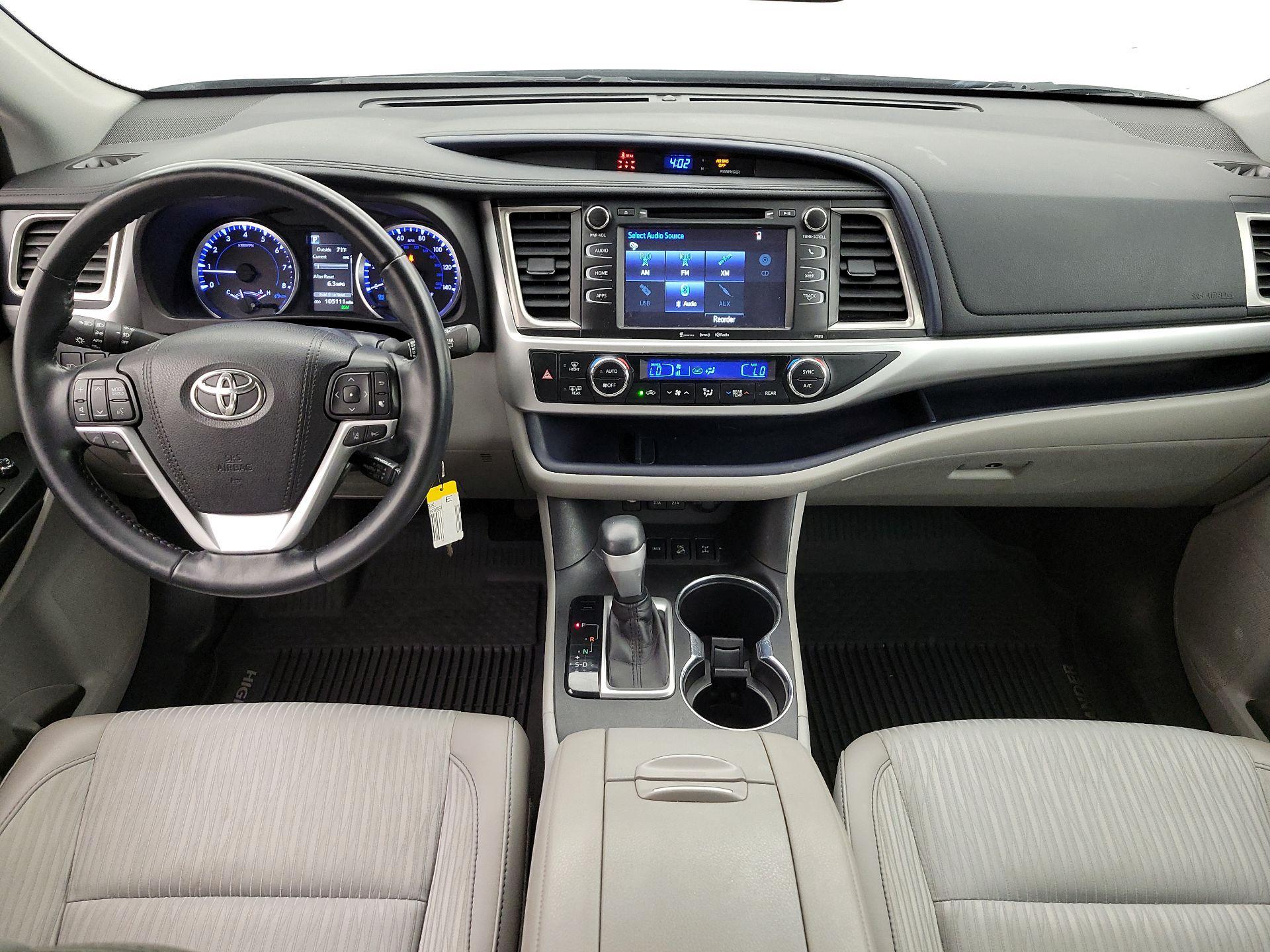 Thumbnail: 2019 Toyota Highlander - 9