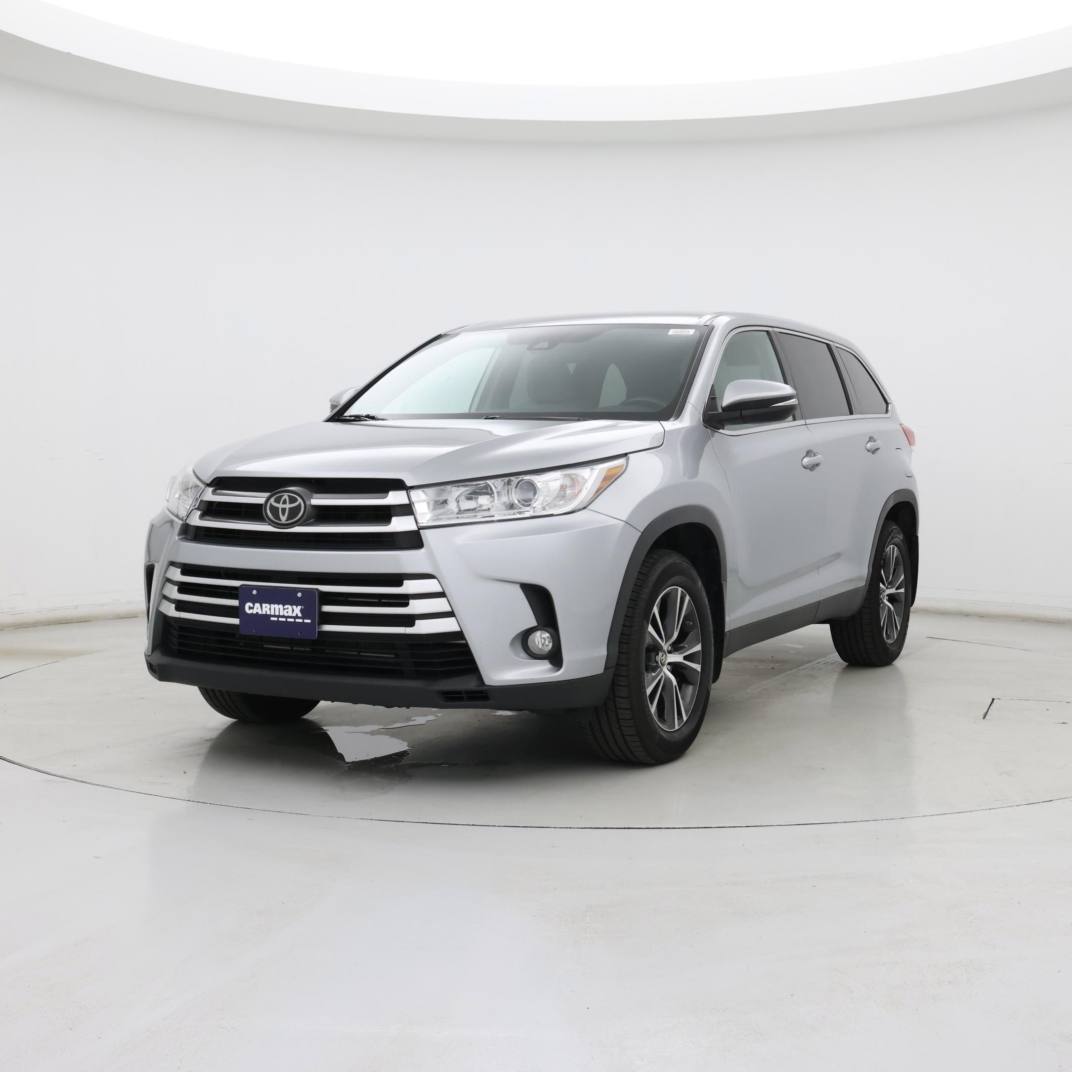 Thumbnail: 2019 Toyota Highlander - 4