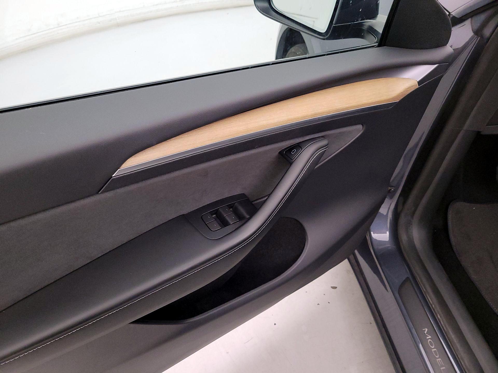 Thumbnail: 2022 Tesla Model Y - 12