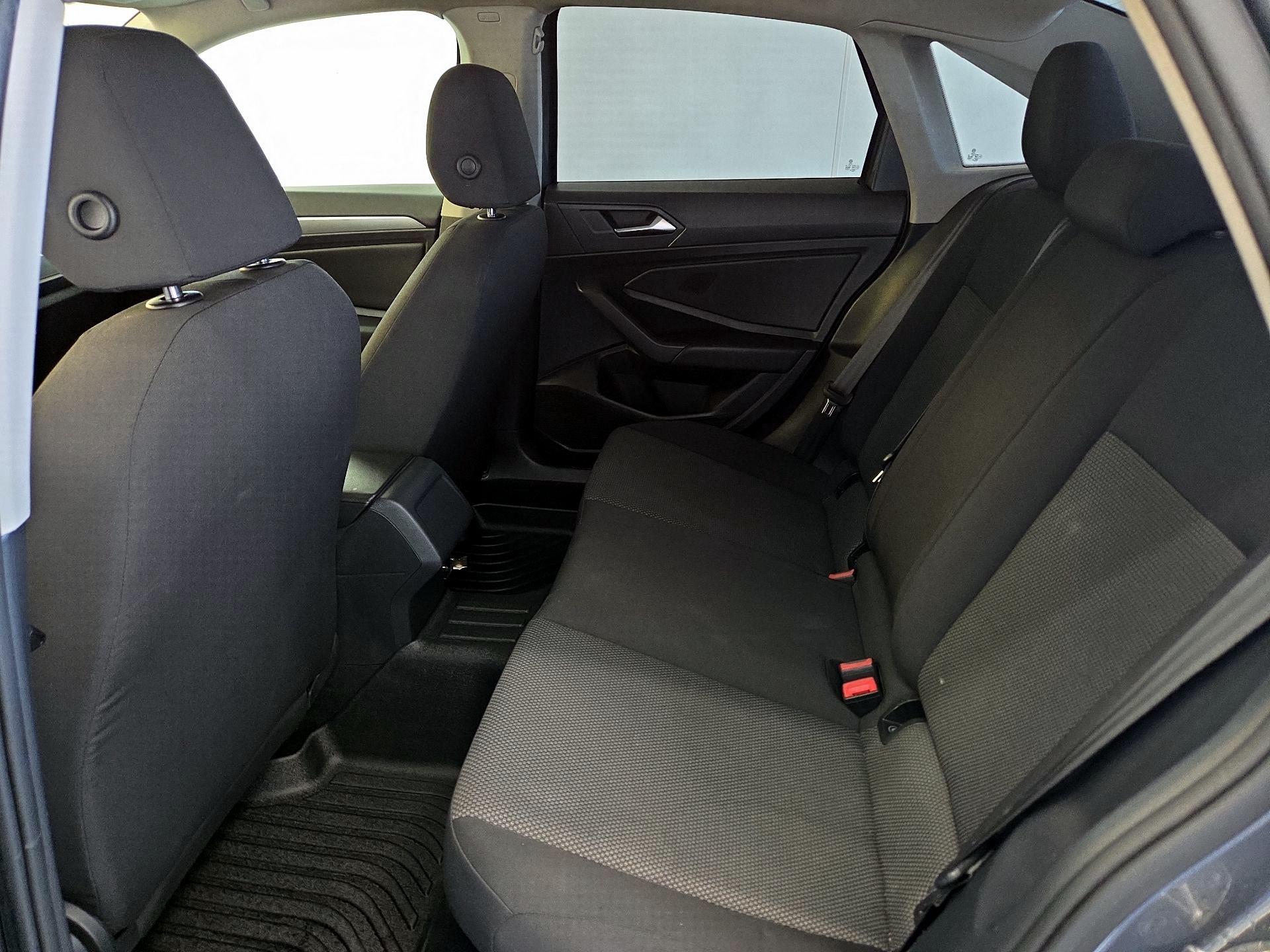 Thumbnail: 2019 Volkswagen Jetta - 19